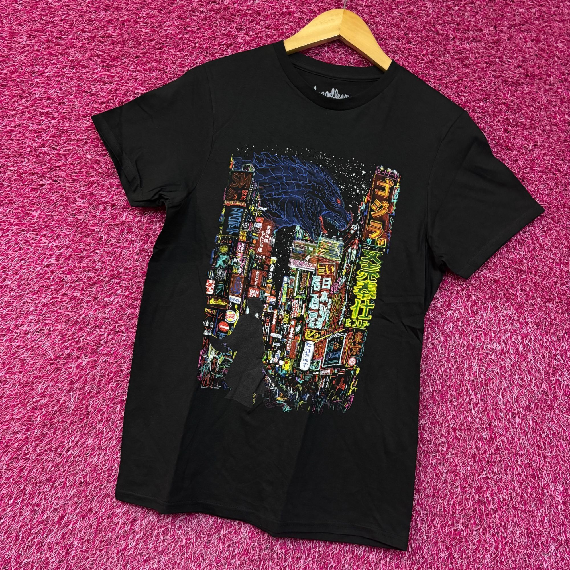 Threadless Threadless Godzilla Kaiju City Graphic Design T-Shirt Size S Size US S / EU 44-46 / 1 - 3 Thumbnail