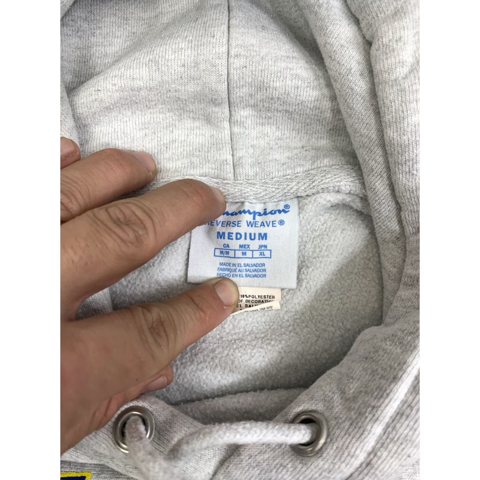 Champion VINTAGE CHampion Reverse Weave Hoodie Mens M Gray Pullover Y2K Size US M / EU 48-50 / 2 - 2 Thumbnail