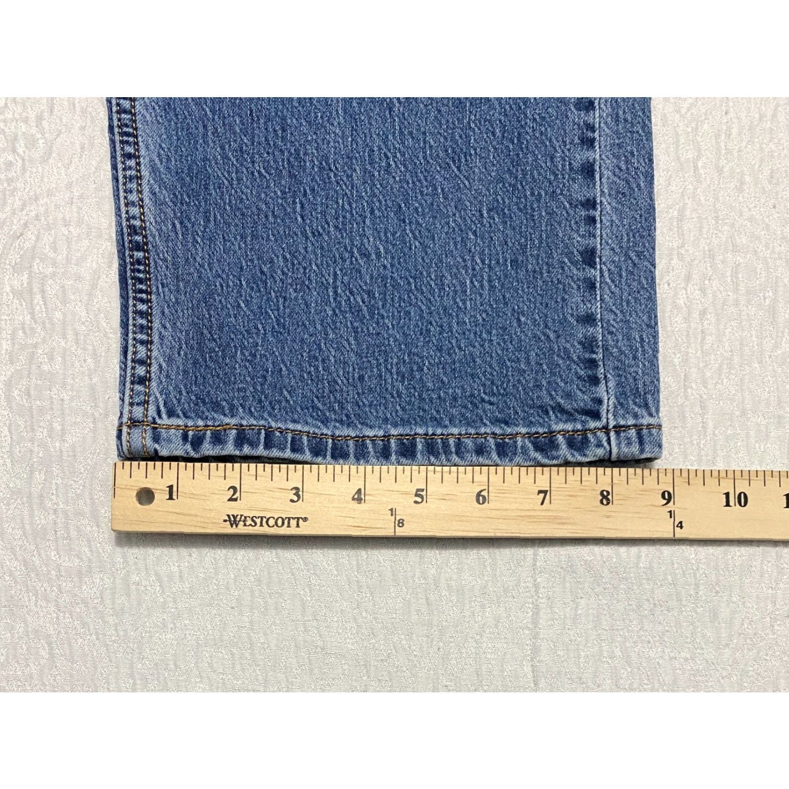 Levi's Levi's 505 Regular Fit Jeans Men's 40x30 Blue Denim 5-Pocket Solid Medium Wash Vintage USA 14? Size US 40 / EU 56 - 8 Thumbnail