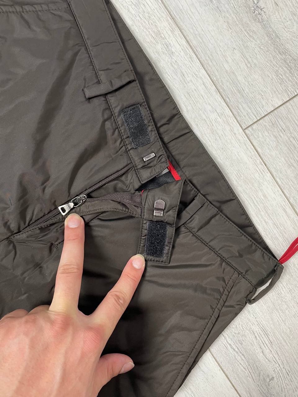 Prada Prada Women insulated pants nylon casual Old money style Size US 30 / EU 46 - 12 Thumbnail