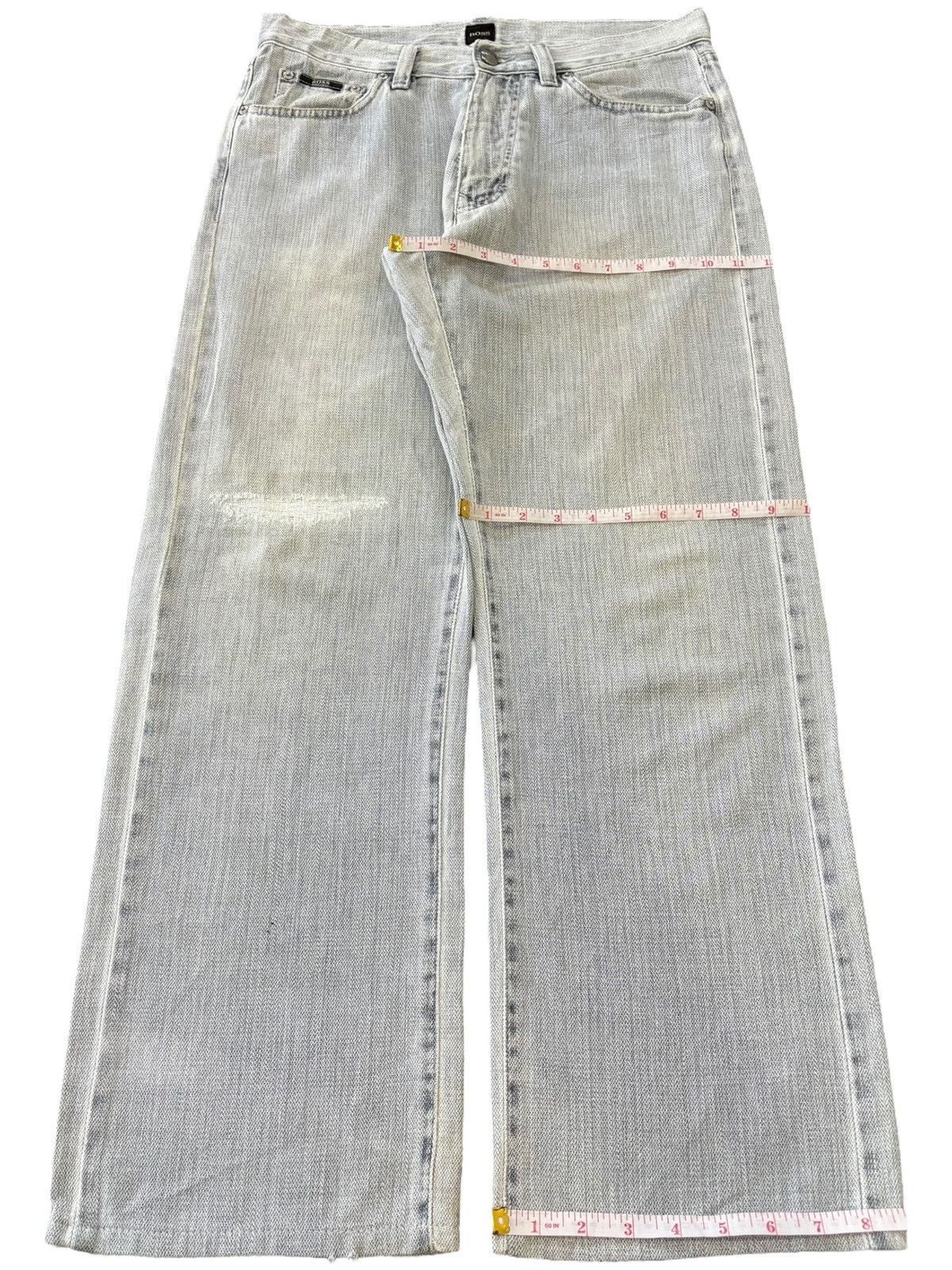 Hugo Boss Vintage Hugo Boss Faded Wash Baggy Jeans Size US 31 - 9 Thumbnail