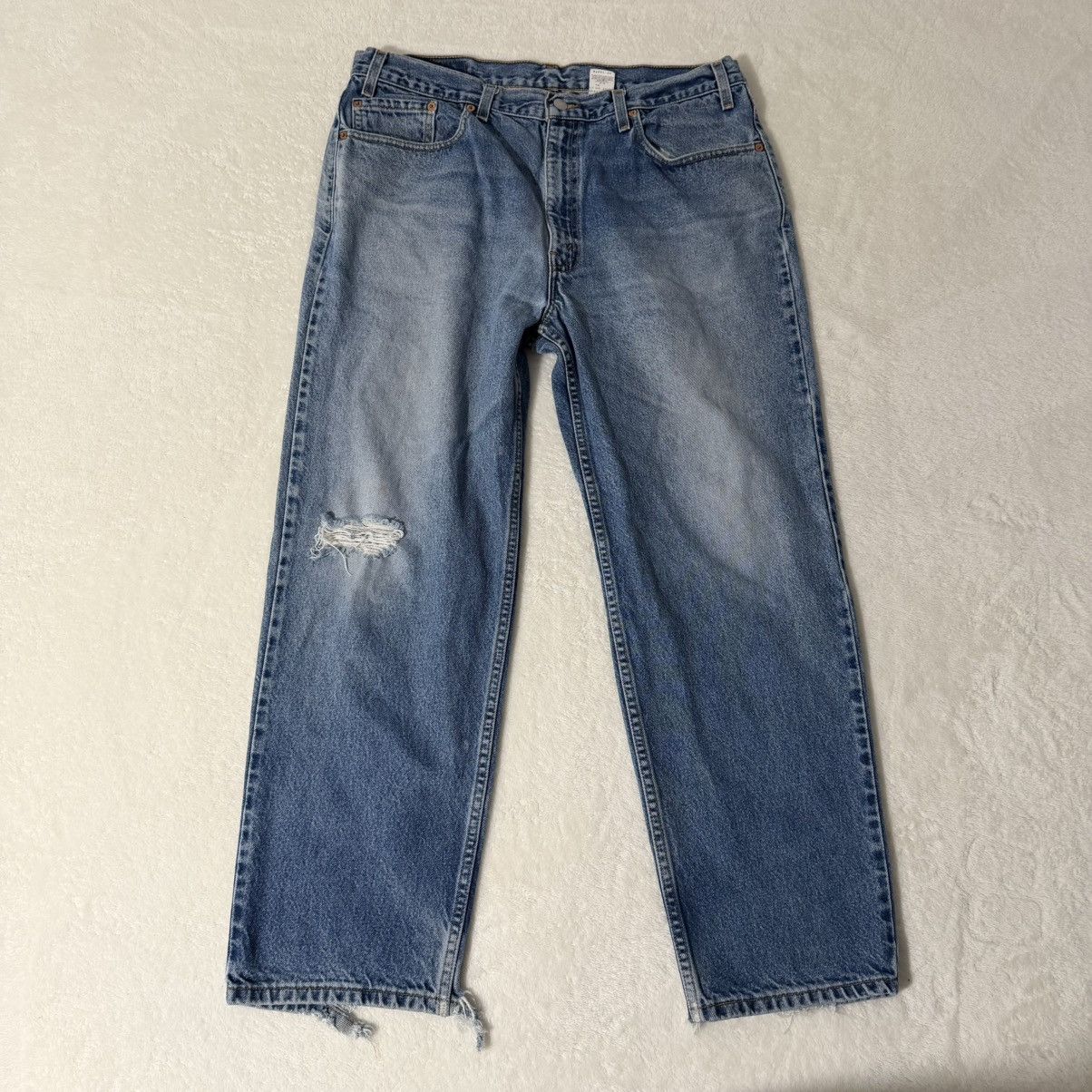 Levi's Vintage Levi’s 550 Relaxed Distressed Jeans Size US 38 / EU 54 - 1 Thumbnail