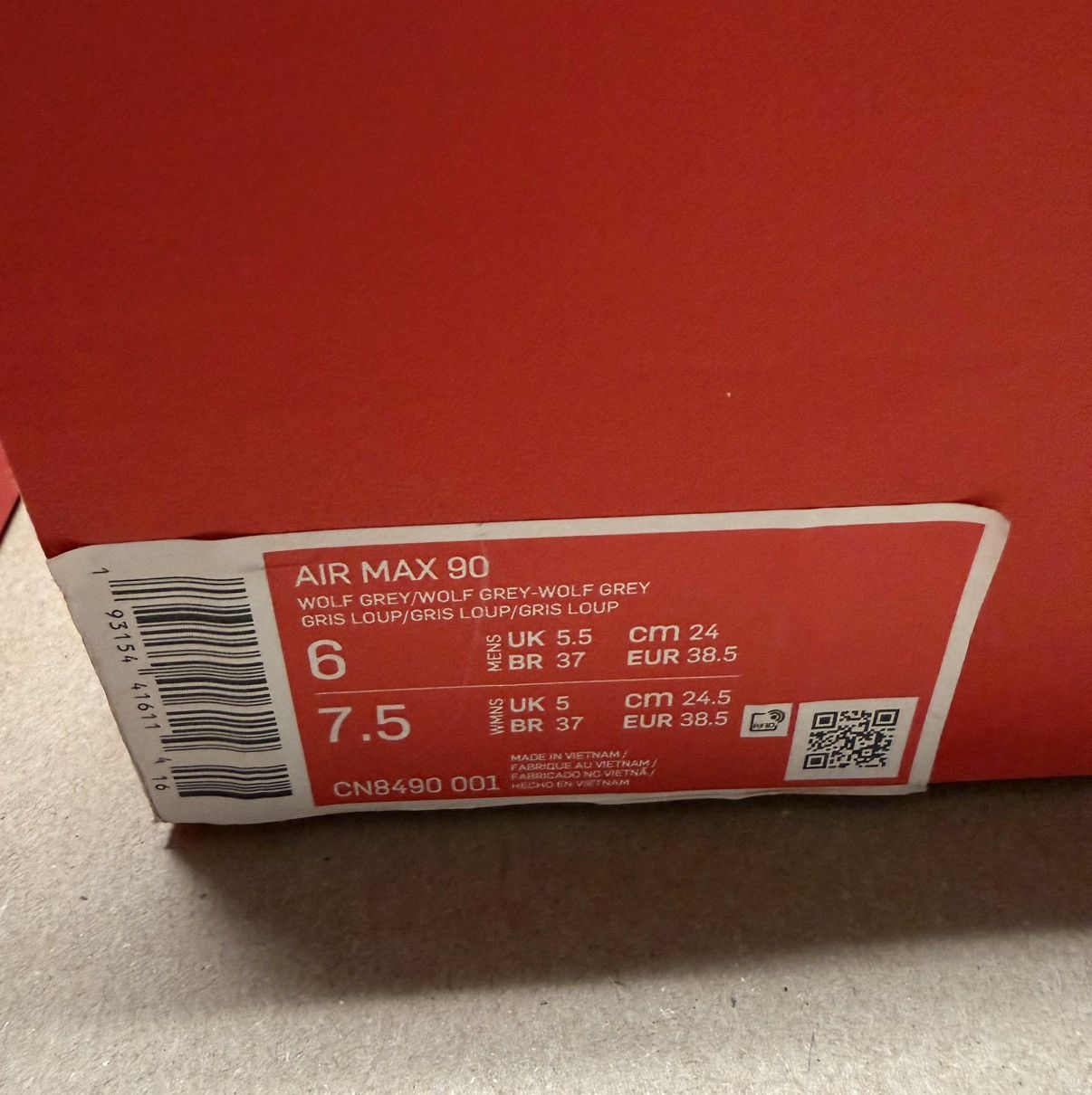 Nike Nike Air Max 90 Triple Gray Mens size 6 running shoes NEW! Size US 6 / EU 39 - 6 Thumbnail