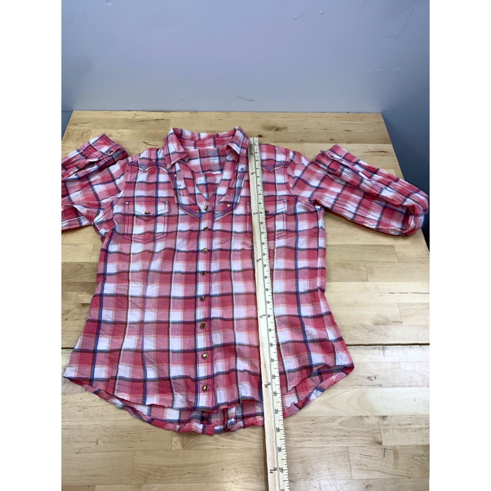 Wrangler Wrangler Shirt Rock 47 Plaid Red Western Cowgirl Button-Up M Women Size Red Wrangler Rock 47 Plaid Button-Up Western Cowgirl Shirt M Red Size M / US 6-8 / IT 42-44 - 3 Thumbnail