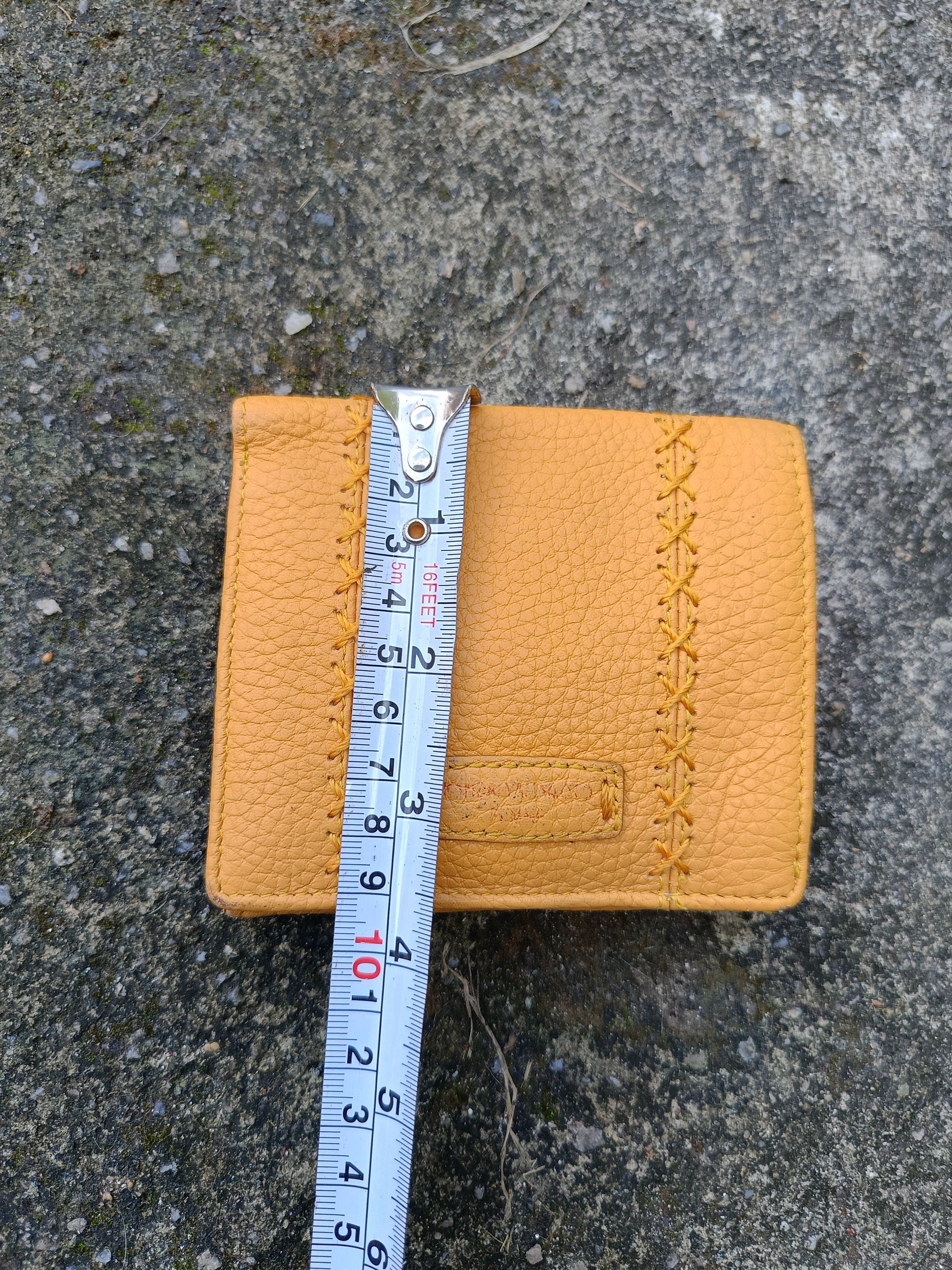Kansai Yamamoto KANSAI YAMAMOTO COWHIDE BIFOLD WALLET YELLOW Size ONE SIZE - 16 Thumbnail
