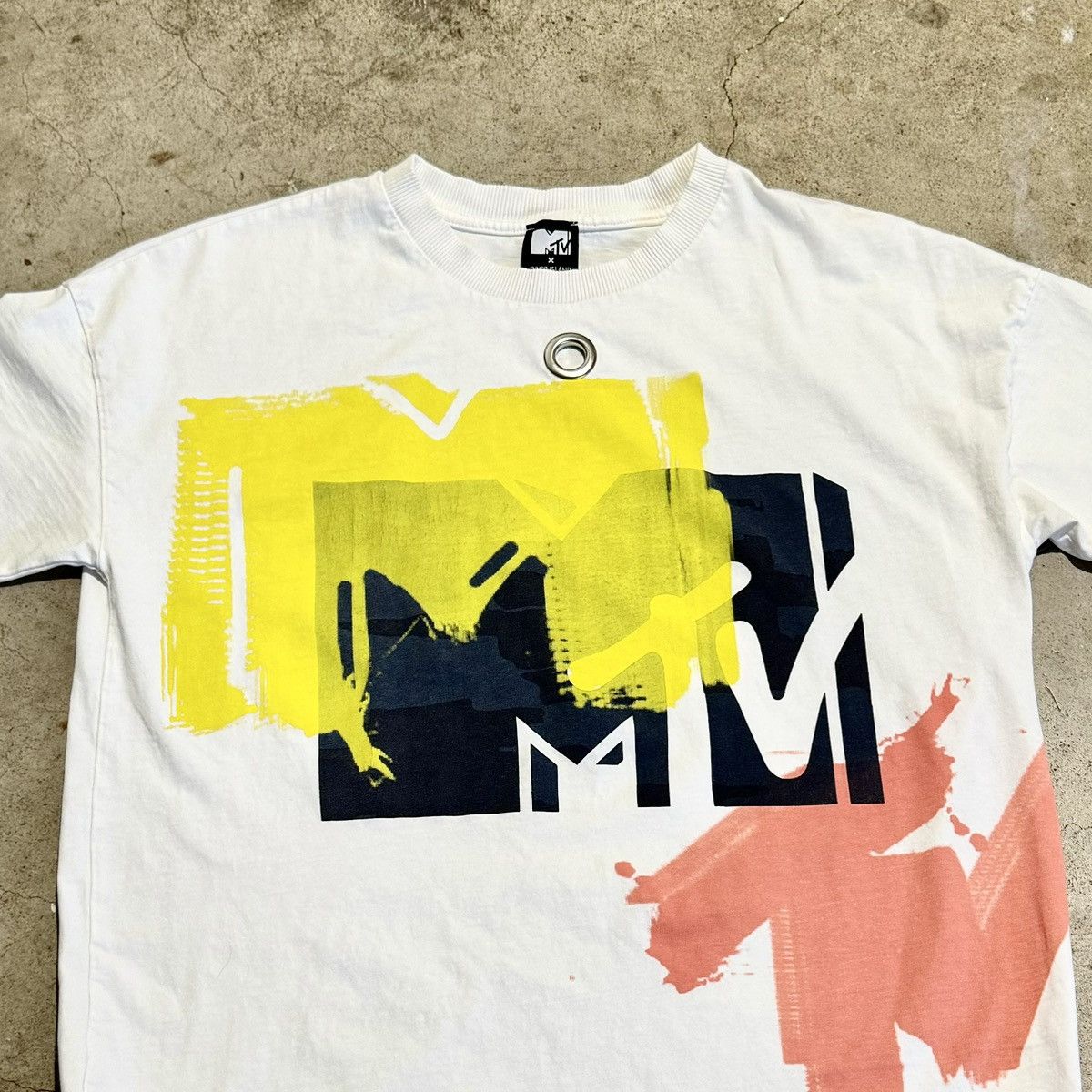 River Island MTV X RIVER ISLAND TEE! Size US L / EU 52-54 / 3 - 3 Thumbnail