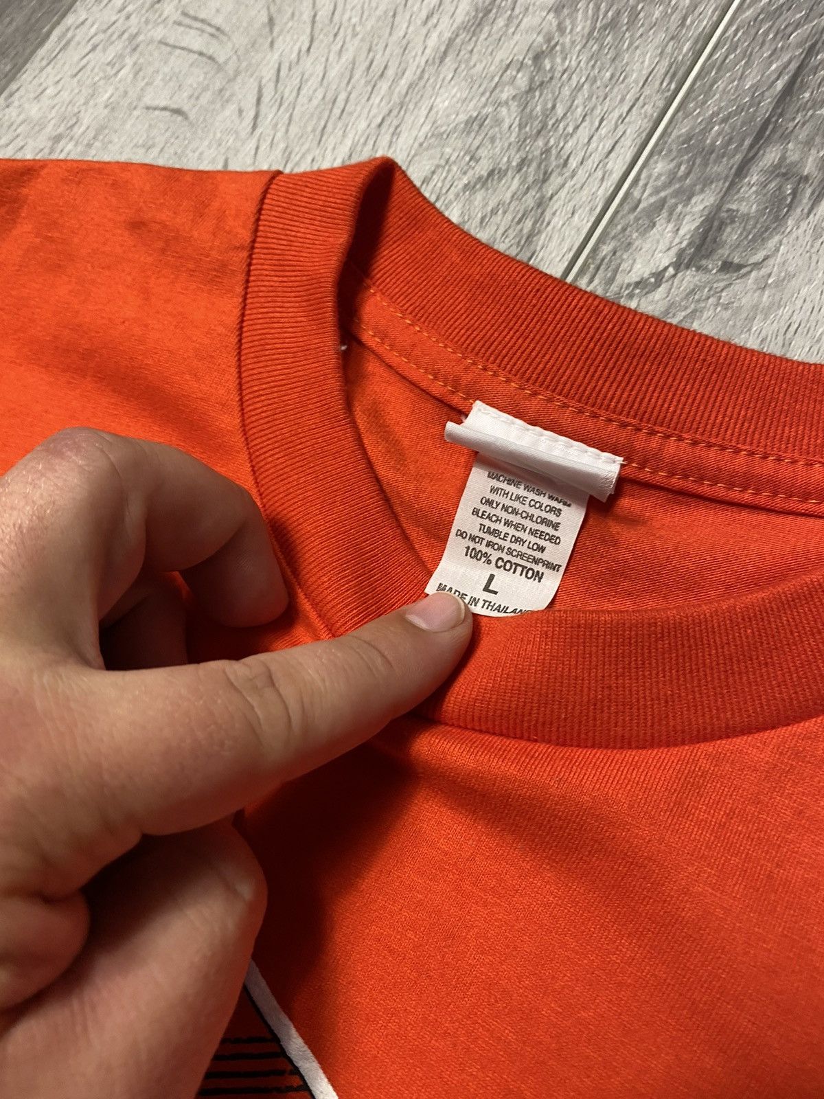 O'Neill × Vintage Vintage 90s Oneill Big Logo Tee Surfing Style Size US L / EU 52-54 / 3 - 4 Thumbnail