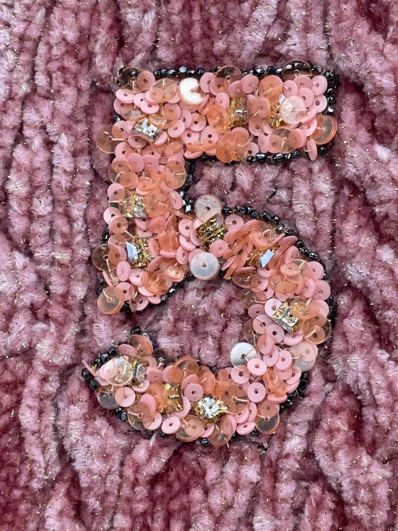 Chanel Chanel 22B Autumn and Winter Velvet No. 5 Sequin Knitted Ve Size XS / US 0-2 / IT 36-38 - 3 Thumbnail
