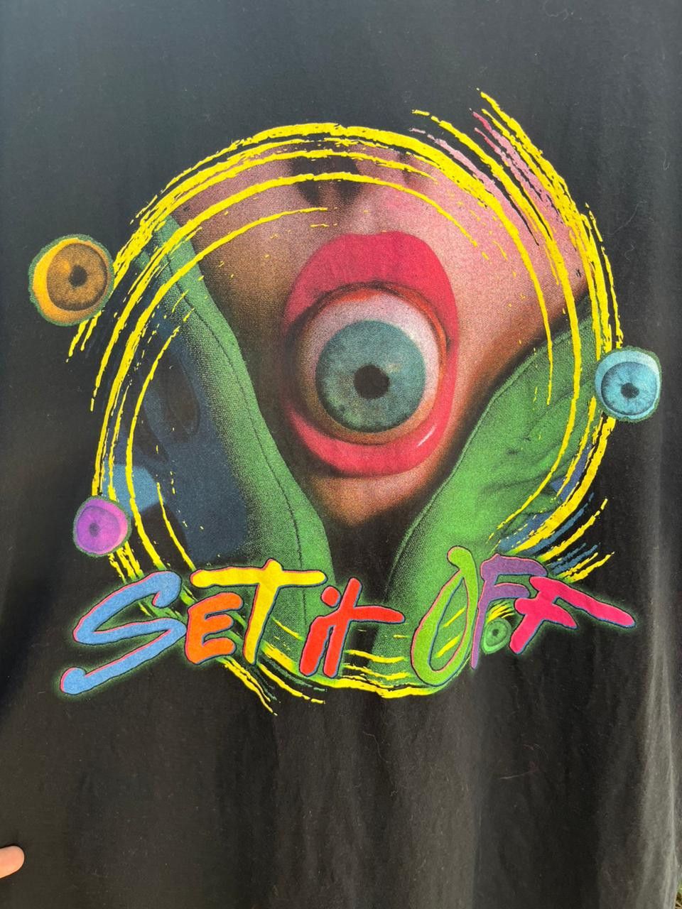 Band Tees bandtees Set It Off Welcome to Elsewhere part 1.5 tee tshirt Size US L / EU 52-54 / 3 - 3 Thumbnail