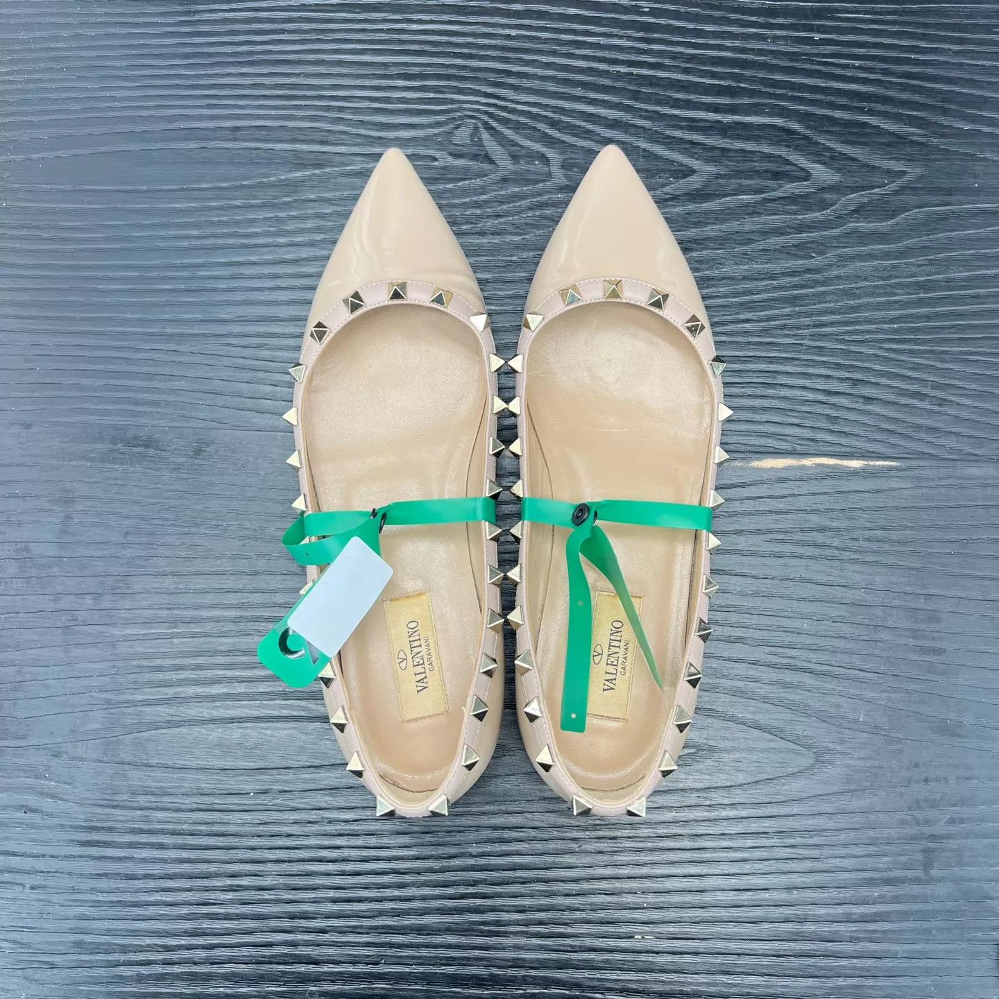 Valentino Valentino Rockstud Patent Leather Nude 39 with box Size US 8.5 / IT 38.5 - 6 Thumbnail
