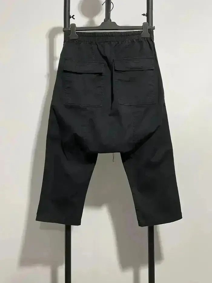 Rick Owens Sz M Rick Owens Cargo Pockets Shorts Size US 32 / EU 48 - 2 Thumbnail