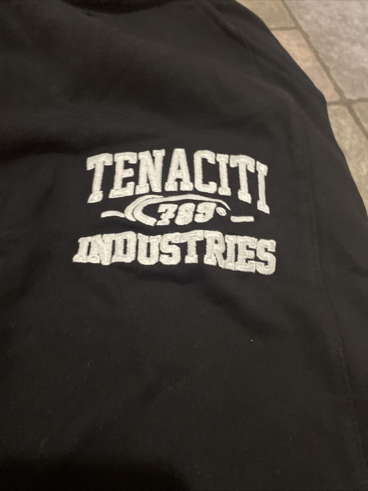 Other Tenaciti studios mens sweatsuit sz xl nwt!!! 🔥🔥🔥 Size US XL / EU 56 / 4 - 8 Thumbnail