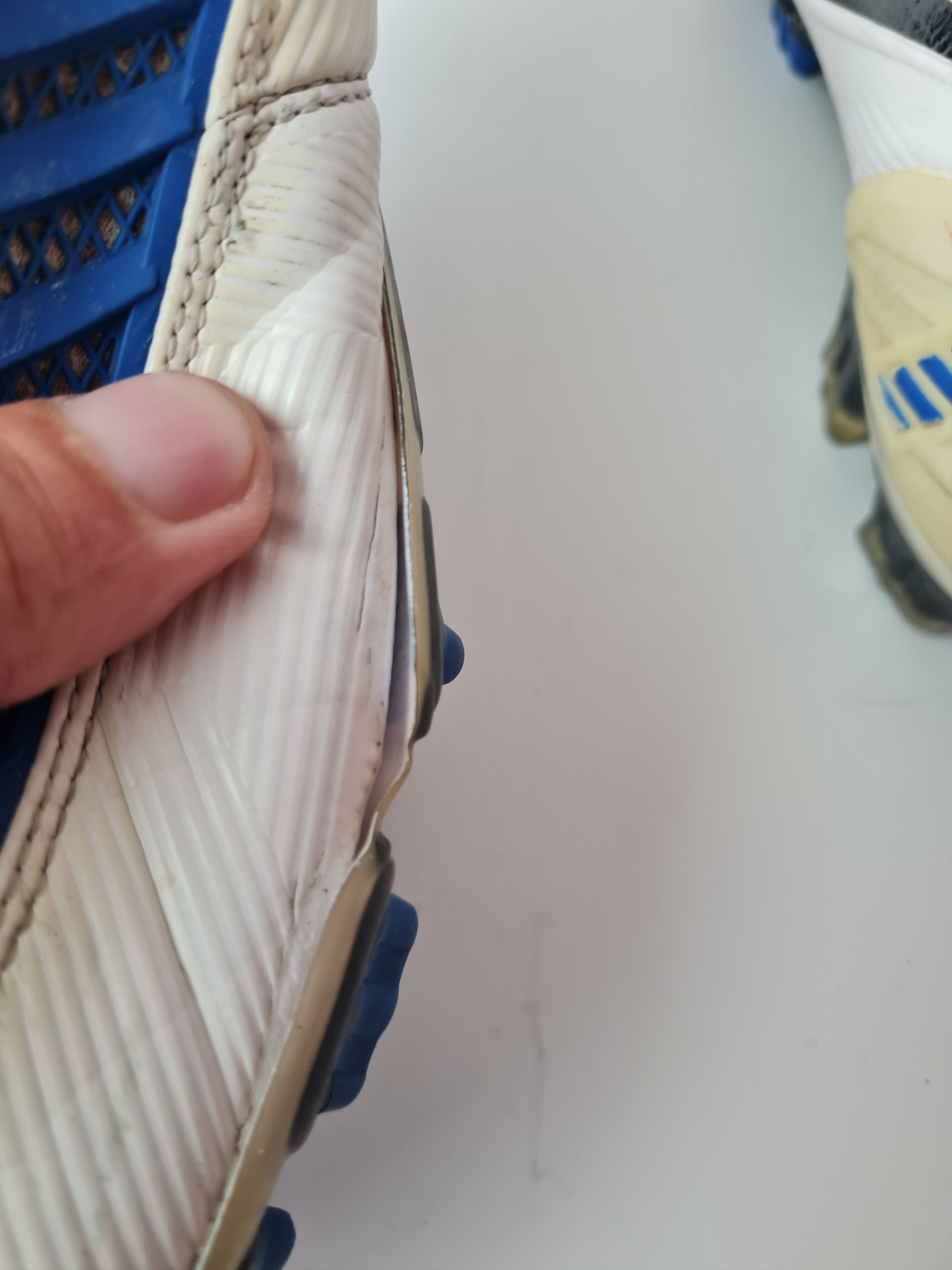 Nike Cleats Nike Total 90 Shoot II FG White/Blue Y3 318793-104 Size US 10.5 / EU 43-44 - 20 Thumbnail