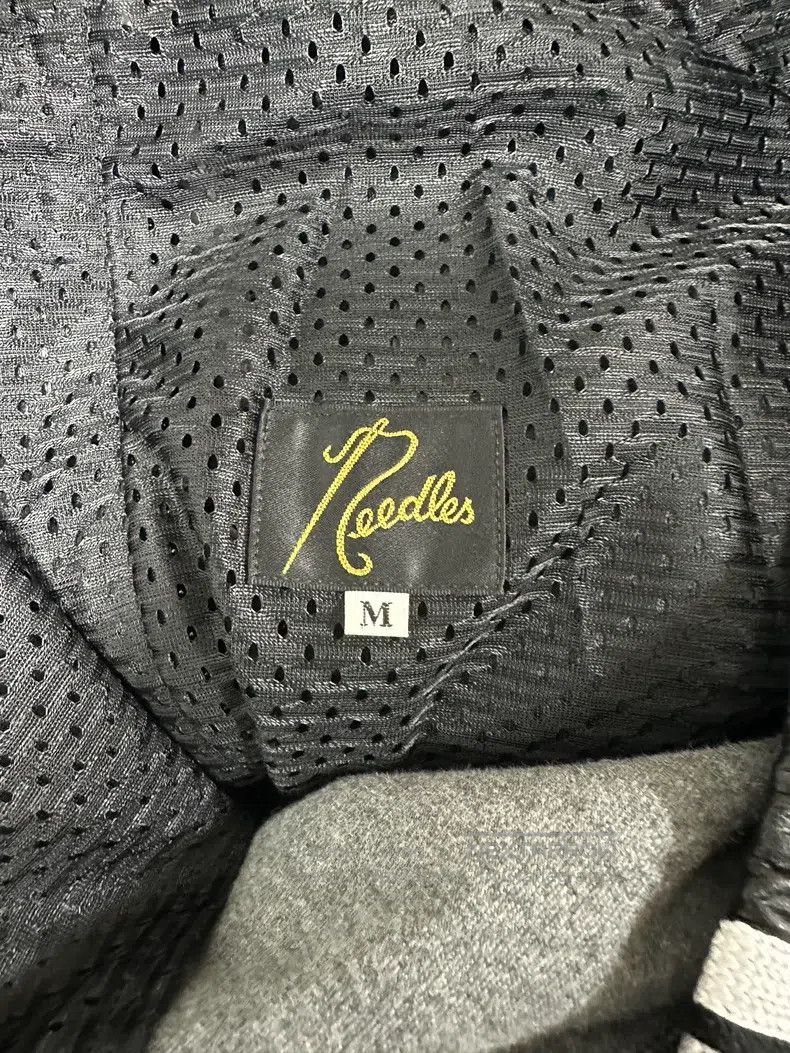 Needles Needles size M striped tracksuits Size US 30 / EU 46 - 3 Thumbnail