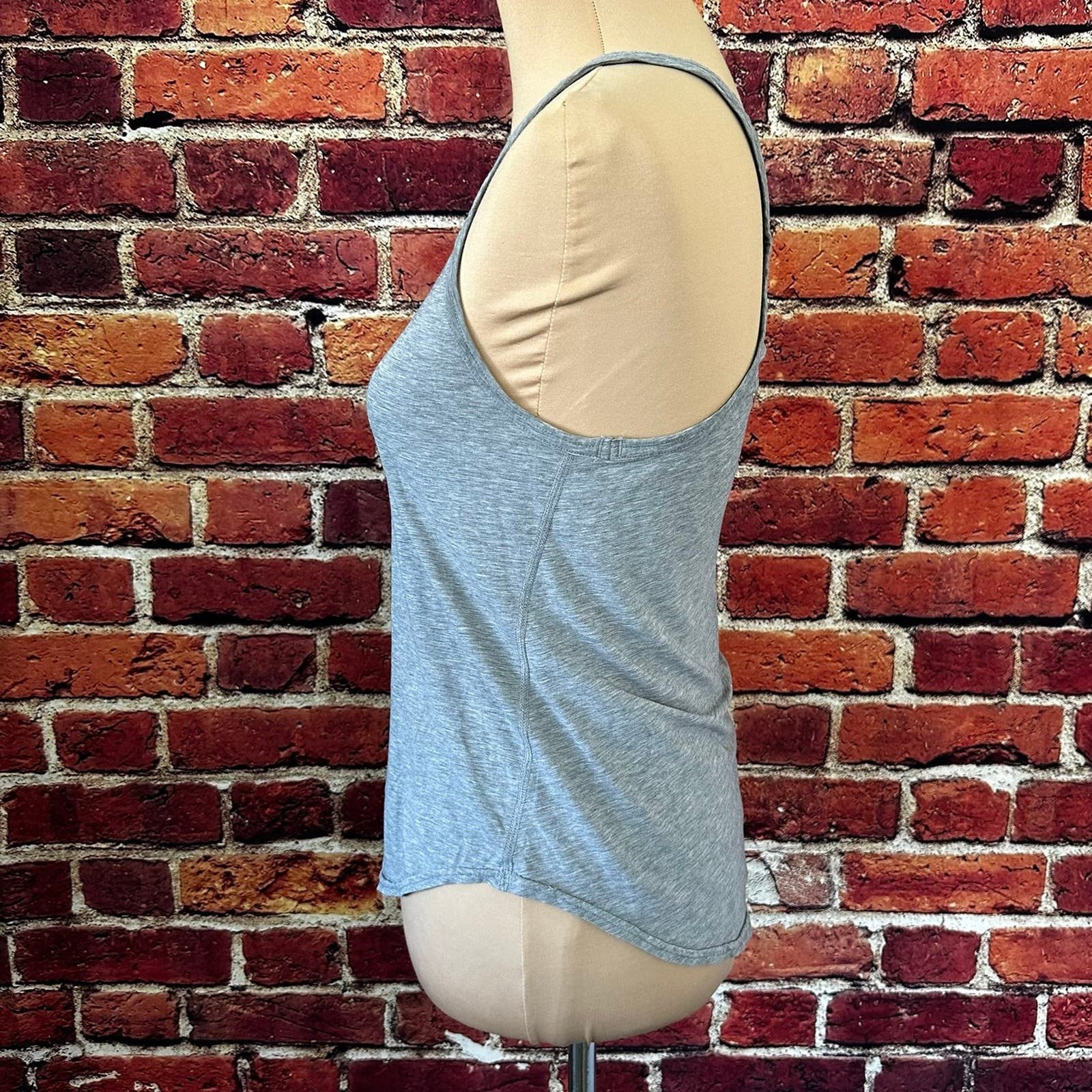Lululemon Lululemon Tank top Size M / US 6-8 / IT 42-44 - 2 Thumbnail