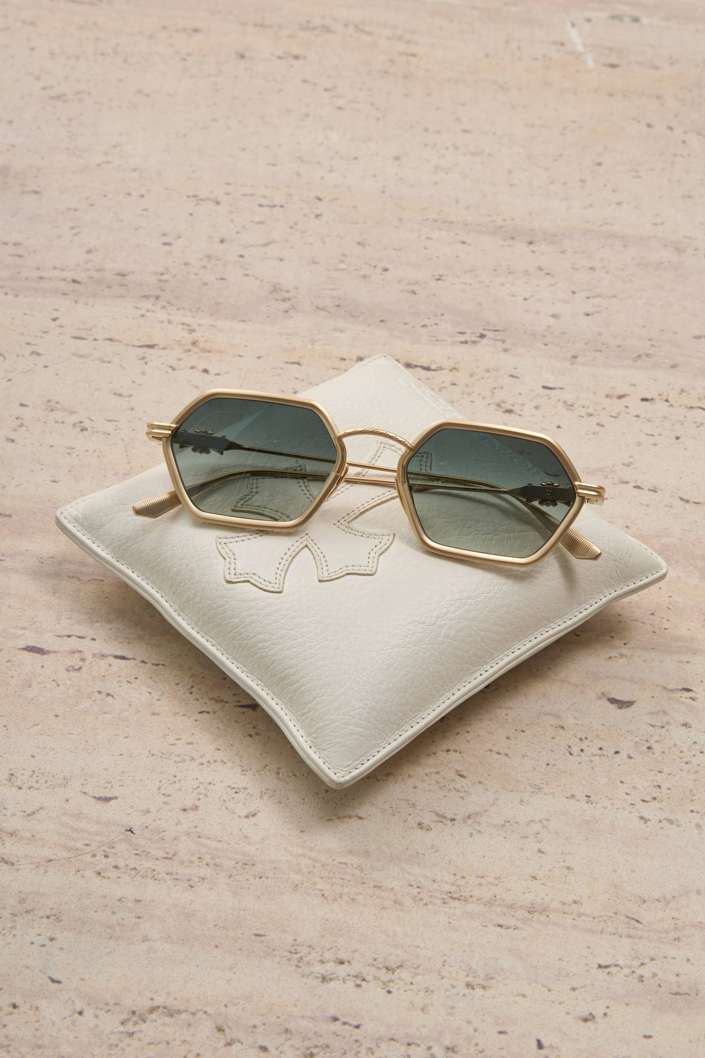 Chrome Hearts CHROME HEARTS DATASS MATTE GOLD PLATED Size ONE SIZE - 8 Thumbnail