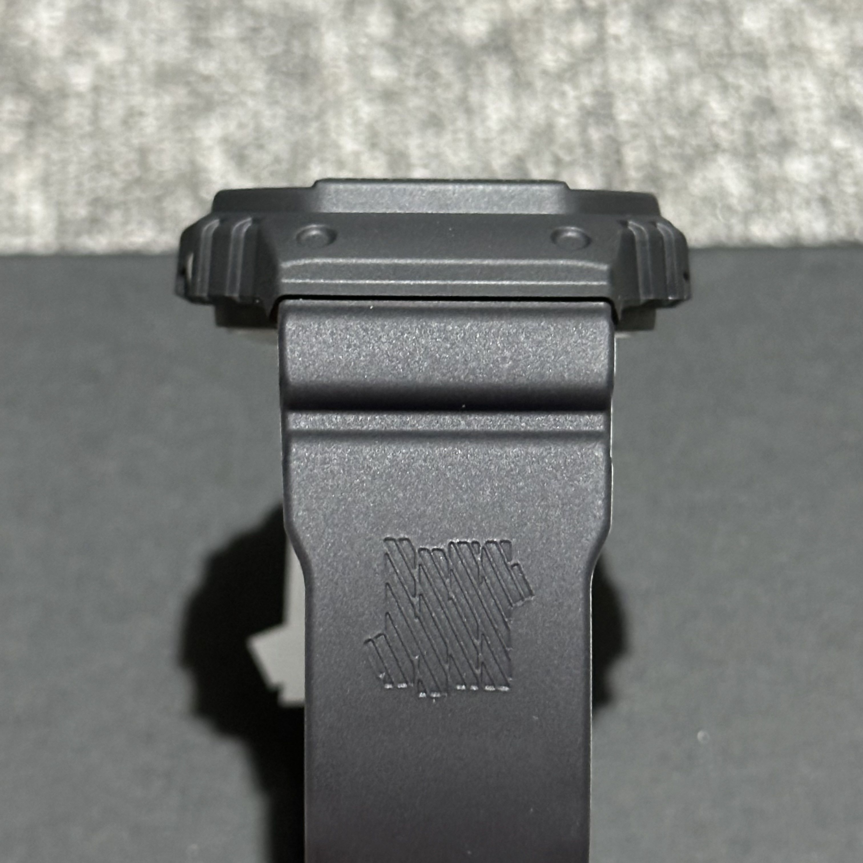 G Shock × Undefeated Gshock x Undefeated Watch Size ONE SIZE - 5 Thumbnail