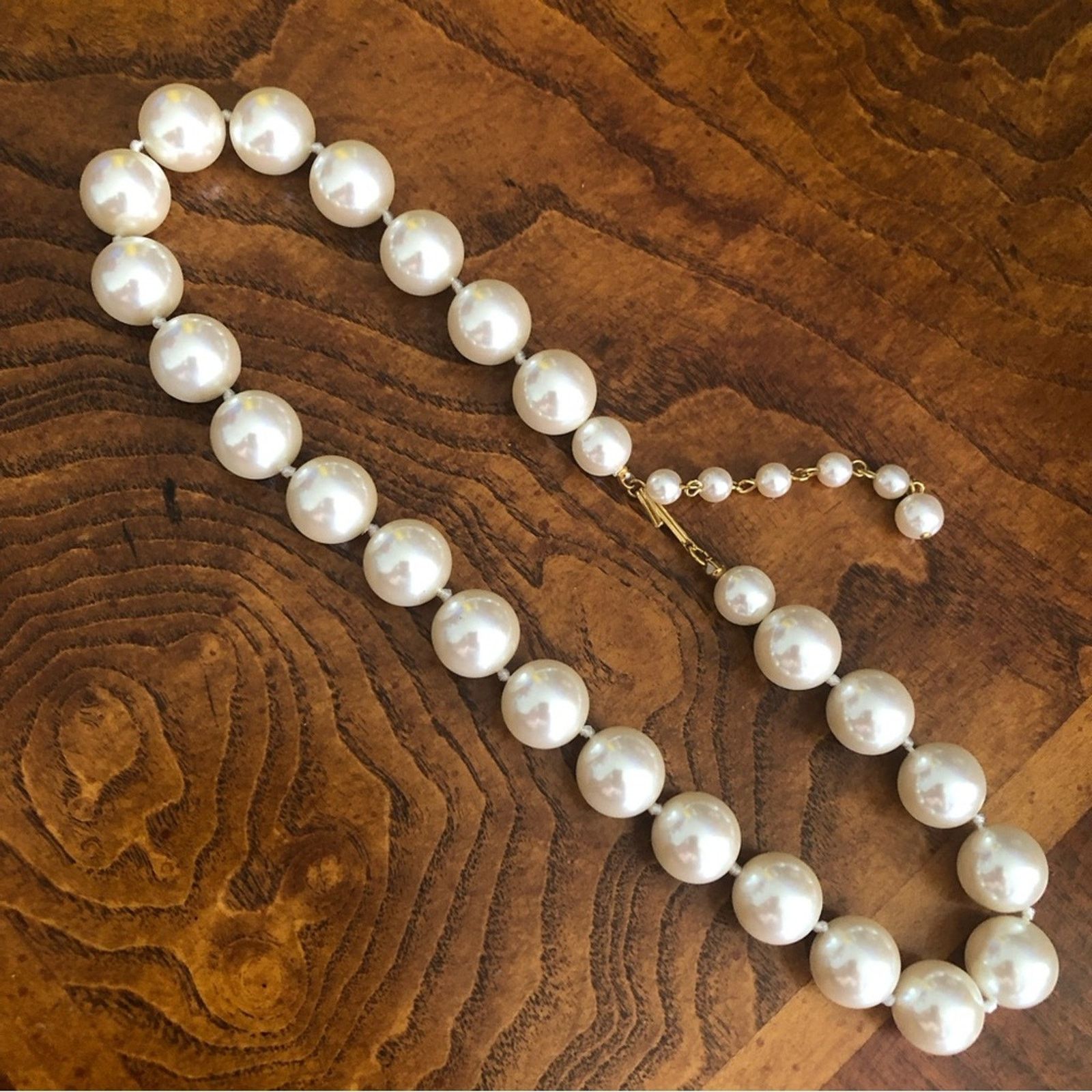 Vintage Vintage opalescent finish cream pearl choker necklace Size ONE SIZE - 9 Thumbnail