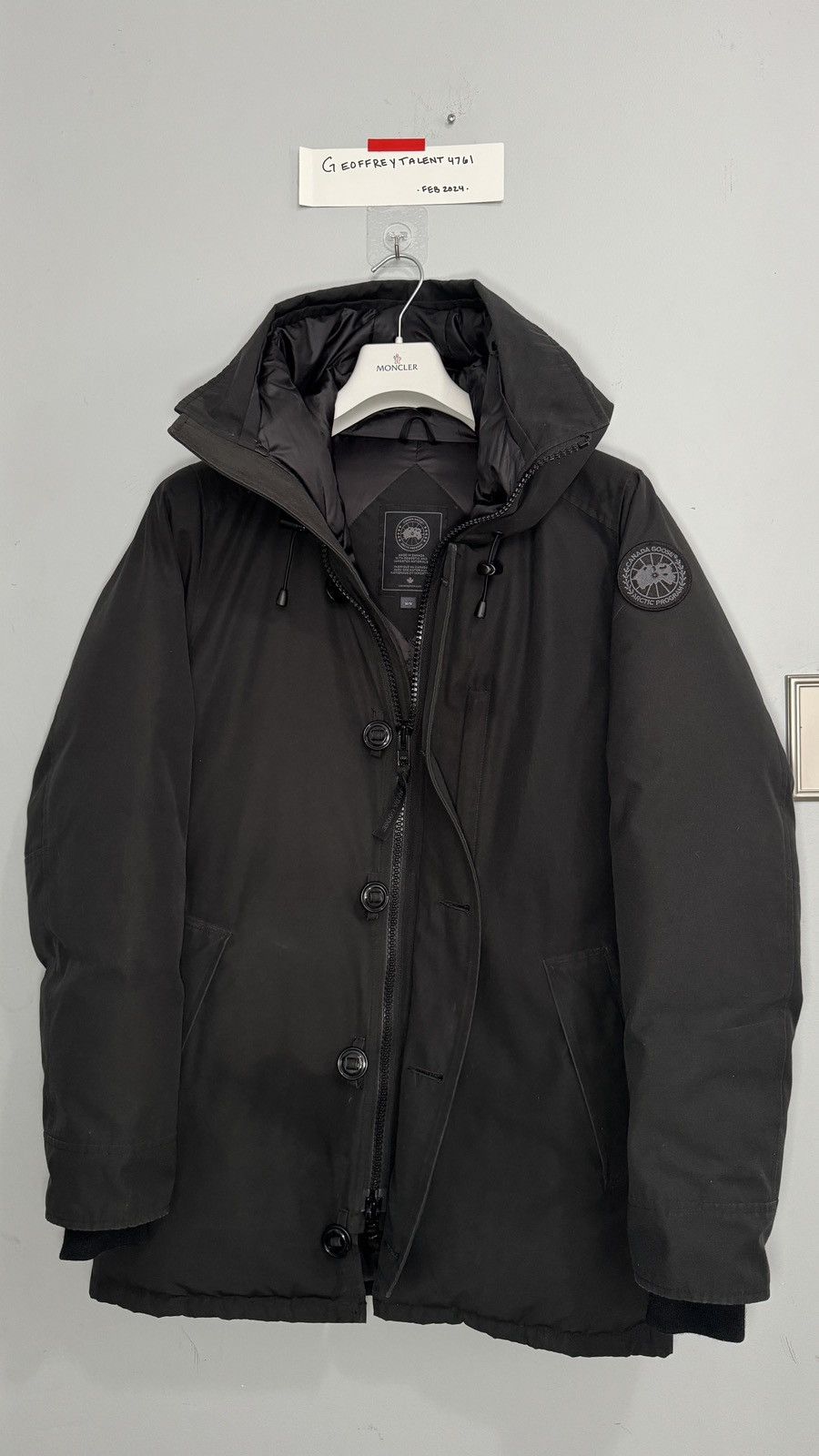 image of Mens Canada Goose Chateau Parka - Size M - Black