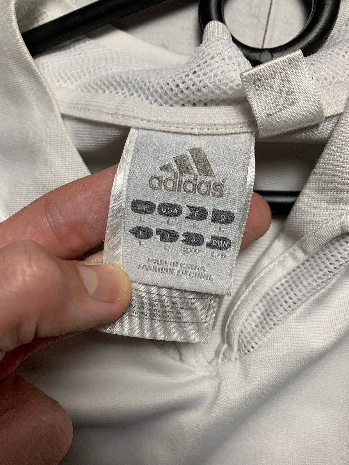 Adidas × Vintage Vintage adidas Deutschland soccer jersey size L Size US L / EU 52-54 / 3 - 6 Thumbnail