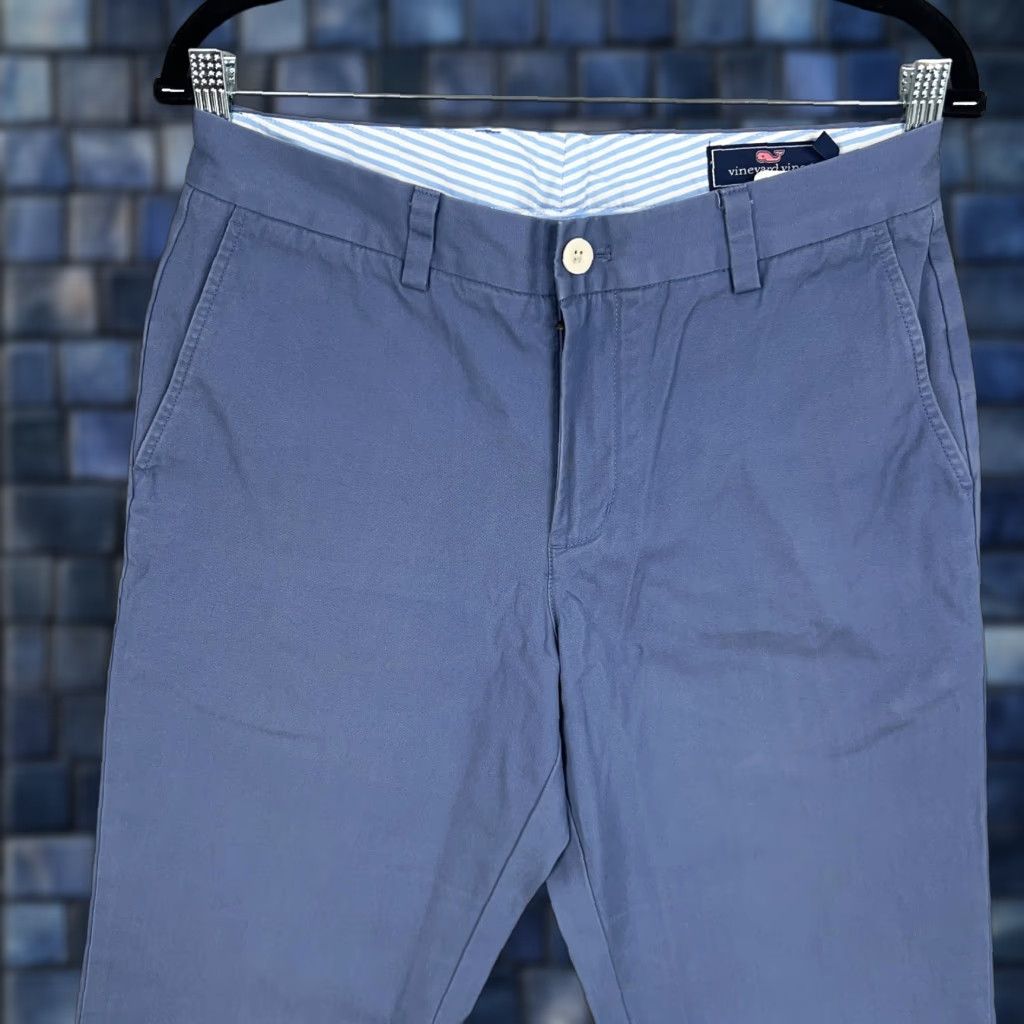 Vineyard Vines Vineyard Vines Pants Mens 30x30 Blue Chino Flat Front Casual Preppy Golf Slacks Mens Pants Blue Chino Flat Front Slacks Regular 30 Inseam 30 Size US 30 / EU 46 - 1 Thumbnail