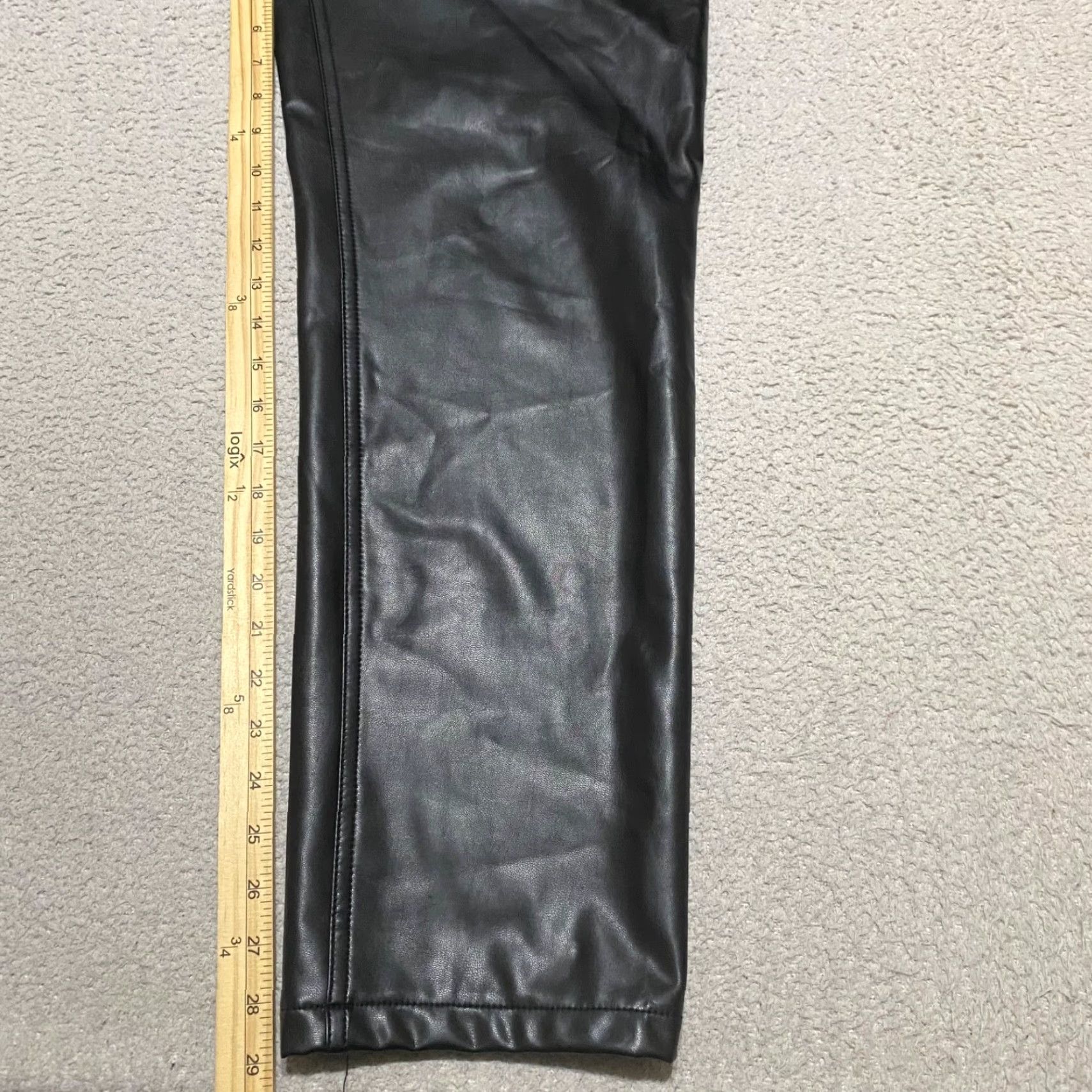 Abercrombie & Fitch Abercrombie & Fitch Womens Pants Black Faux Vegan Leather Straight High Rise 8 Size 30" / US 8 / IT 44 - 3 Thumbnail