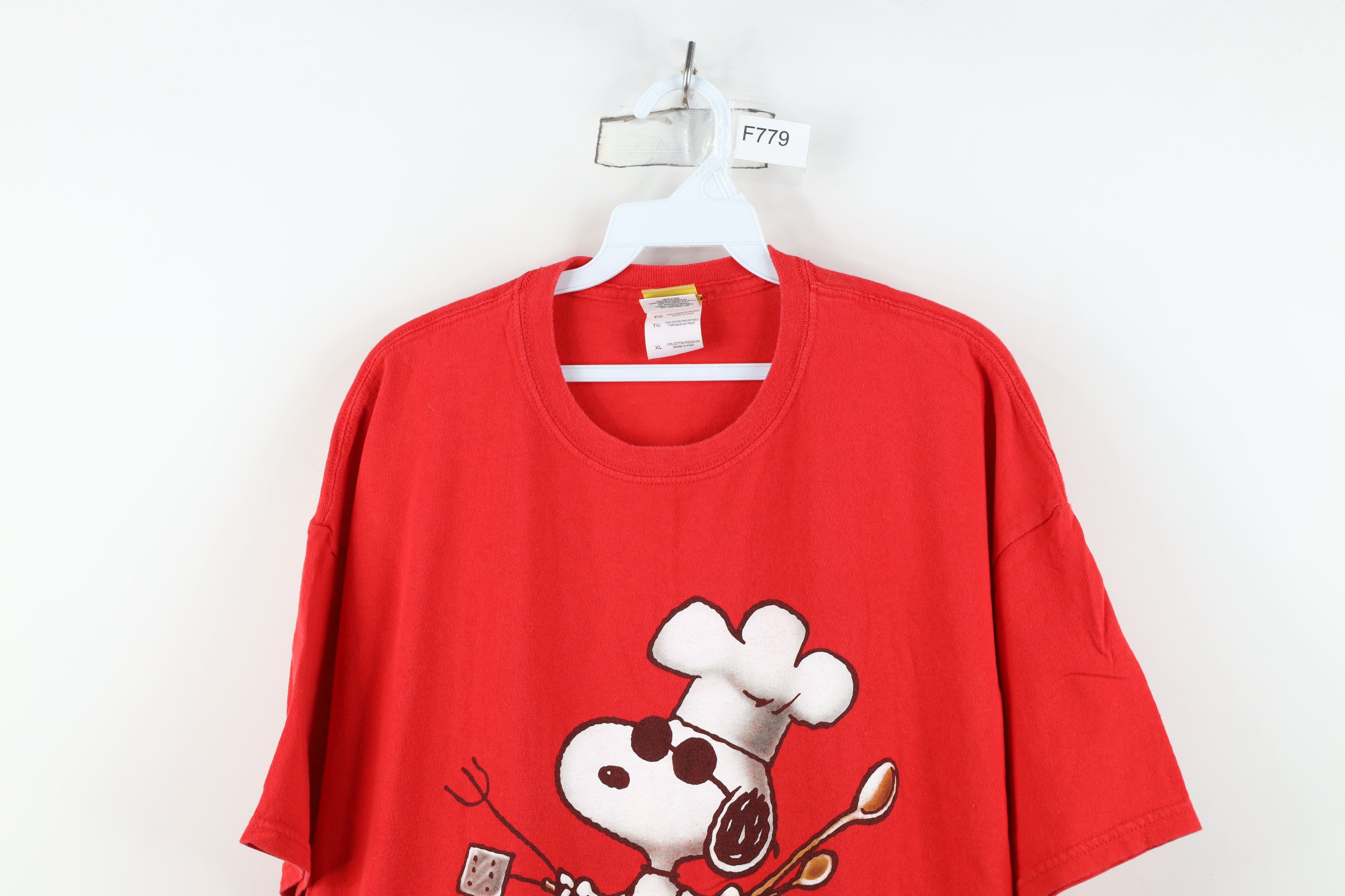Vintage Vintage Peanuts Charlie Brown BBQ Snoopy Dad T-Shirt Red Size US XL / EU 56 / 4 - 2 Thumbnail