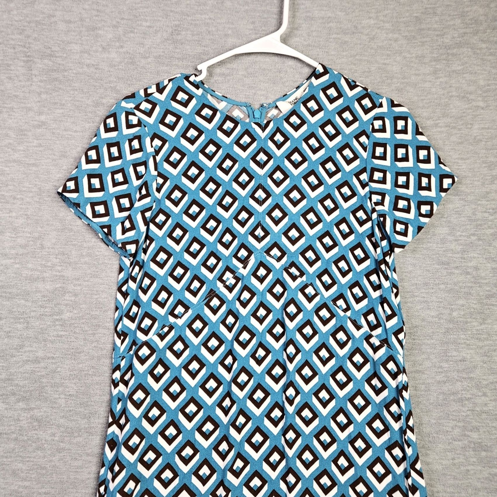 Diane von Furstenberg DVF Carlotta Diamond Squares Coastal Dress Women's XS NEW Multicolor Short Sleeve Crew Neck A-Line Above Knee Casual Lightweight Vacation Womens DVF Size XS / US 0-2 / IT 36-38 - 3 Thumbnail