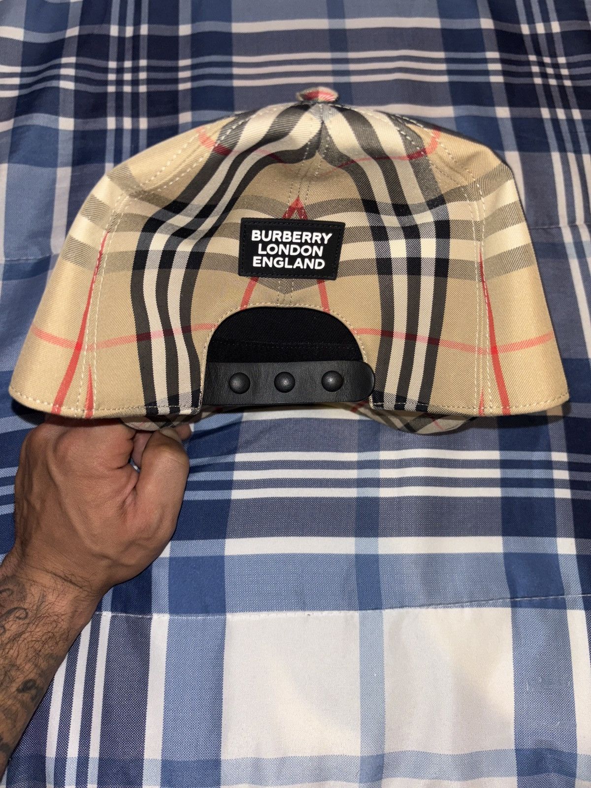 Burberry Burberry Size ONE SIZE - 2 Thumbnail