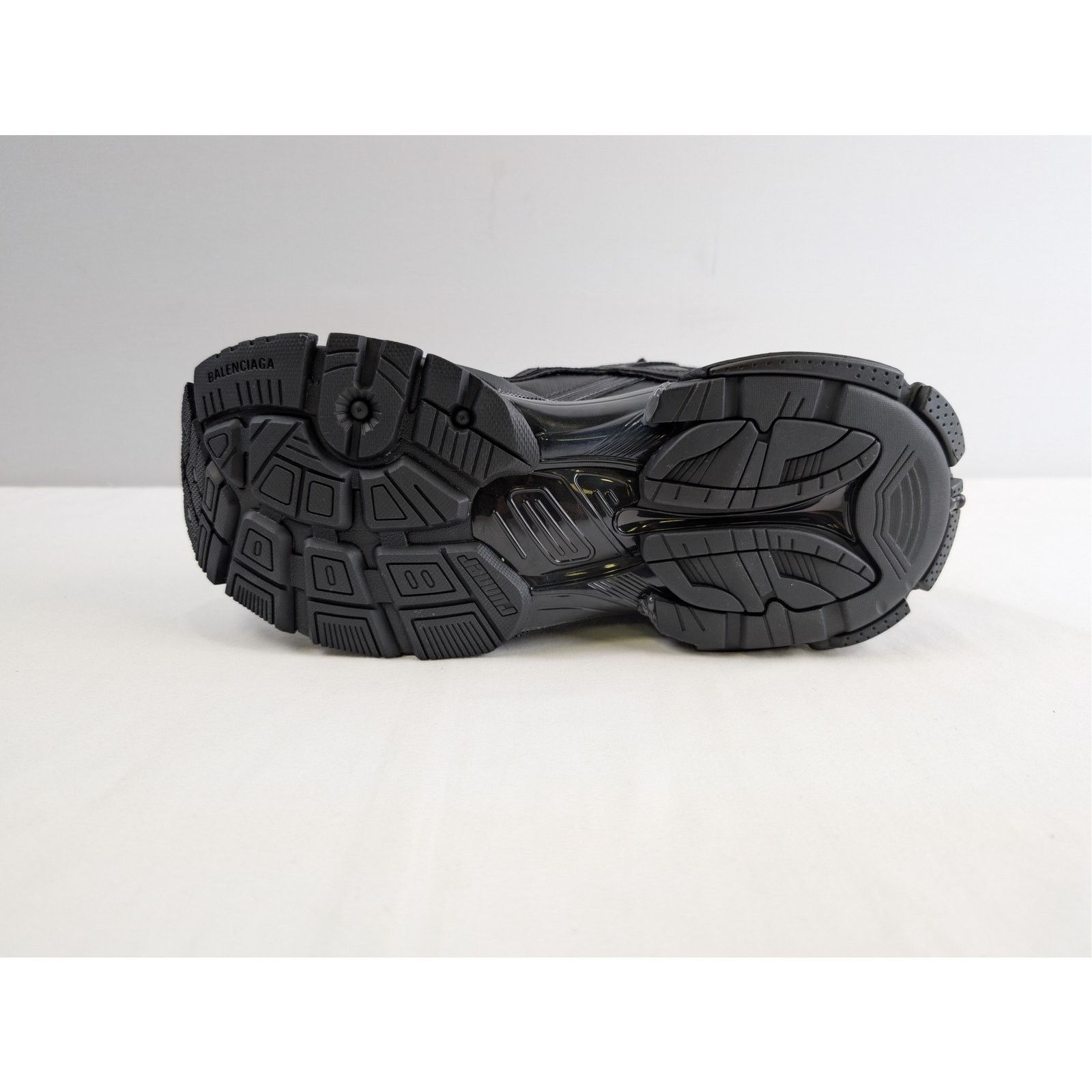 Balenciaga × Under Armour o1rshd1 Runner Ripstop Shoe Sneakers in Black 41 Size US 8 / EU 41 - 13 Thumbnail