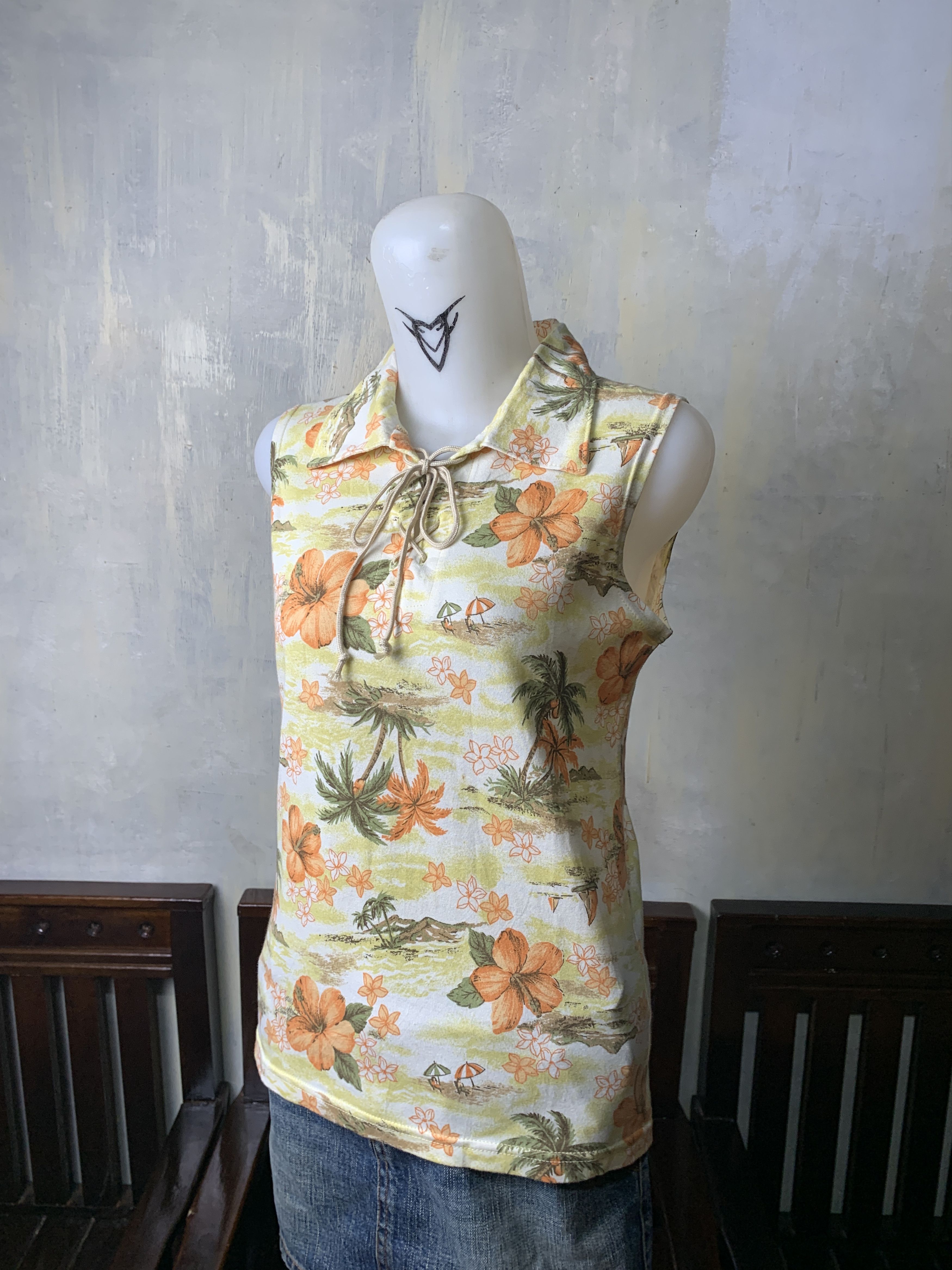 Japanese Brand La Touret Safari Lace Top (M) Size M / US 6-8 / IT 42-44 - 2 Thumbnail