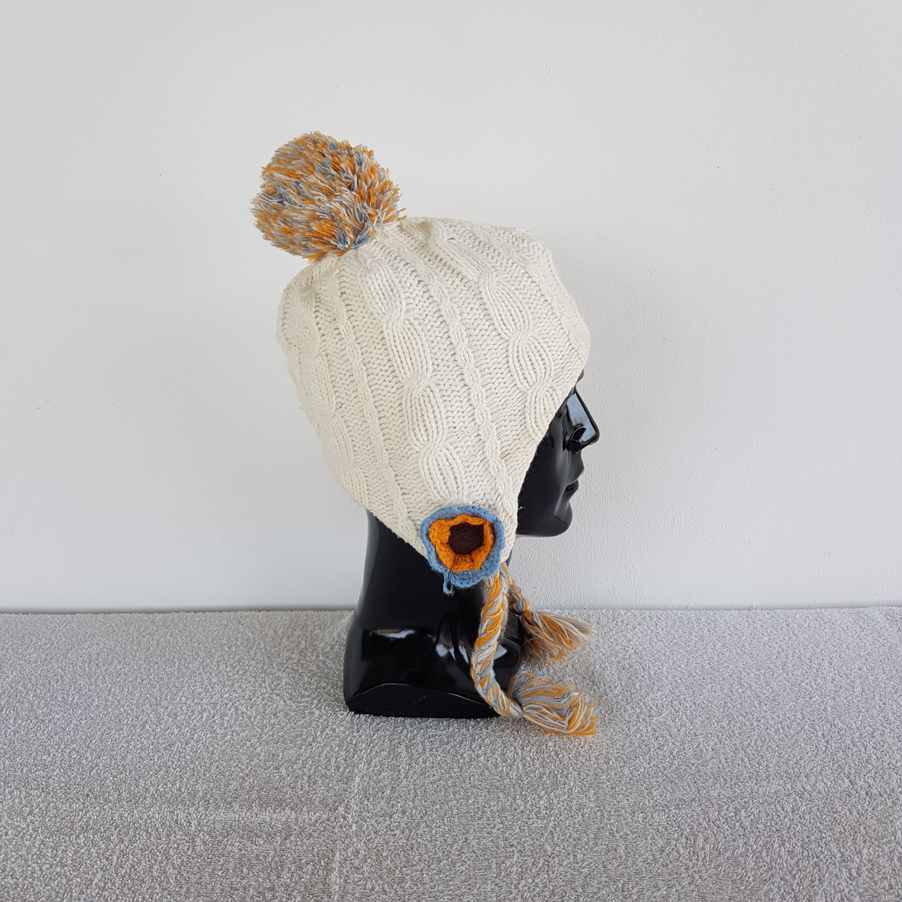 Aran Isles Knitwear Vintage Unknown Japanese Earflap Beanie Pom Snow Caps Hats Size ONE SIZE - 3 Thumbnail