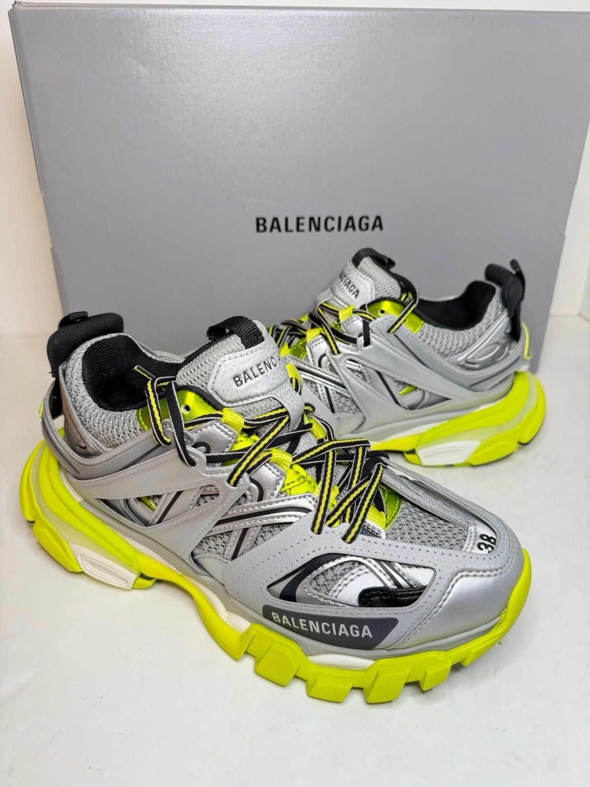 Balenciaga Track Sneakers Silver/Green SZ 38 Brand New Balenciaga Track Sneaker On Sale - Up To 90% Off | The RealReal main image 3