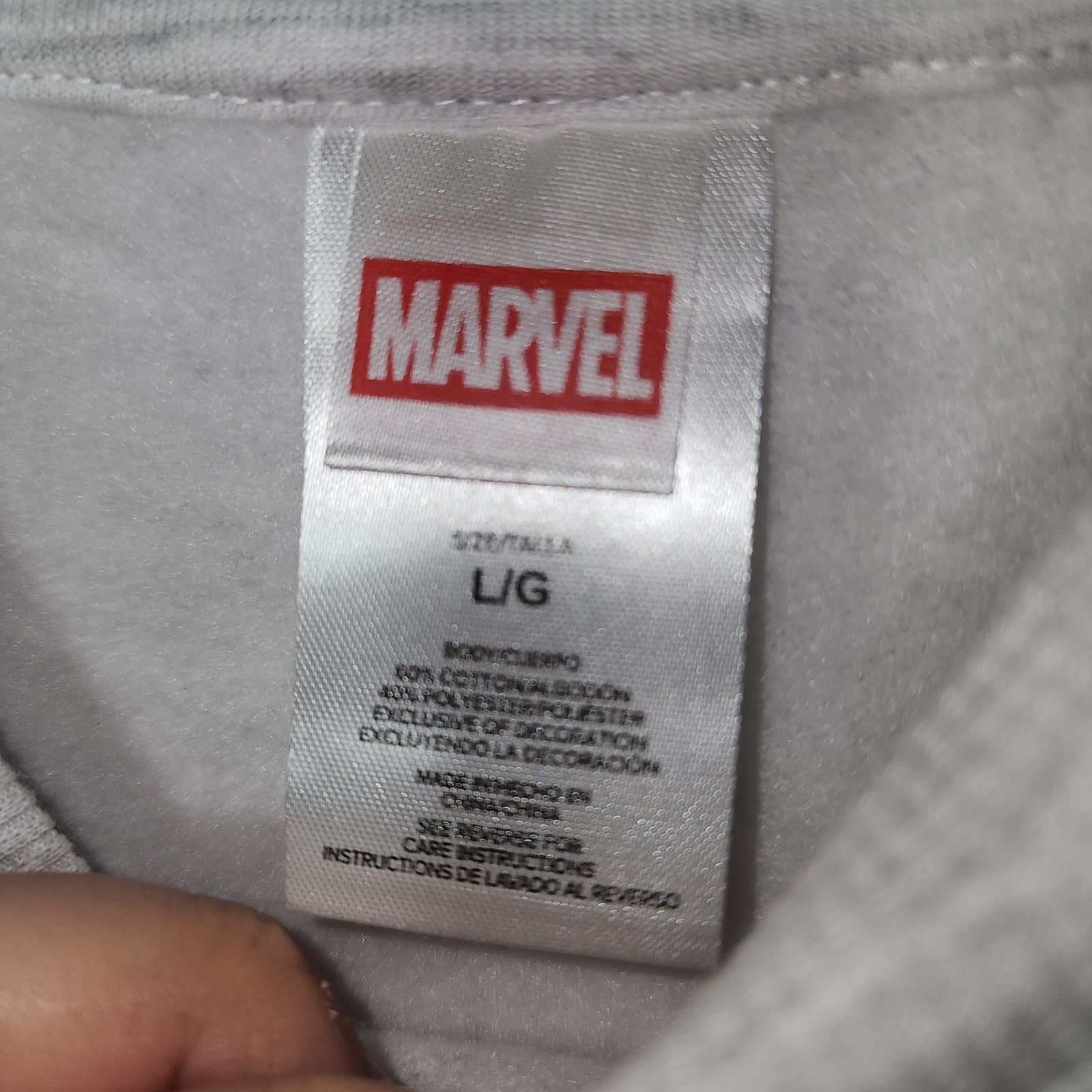 Marvel Comics New york Spider-Man sweatshirt women's Large NWT Size US L / EU 52-54 / 3 - 4 Thumbnail