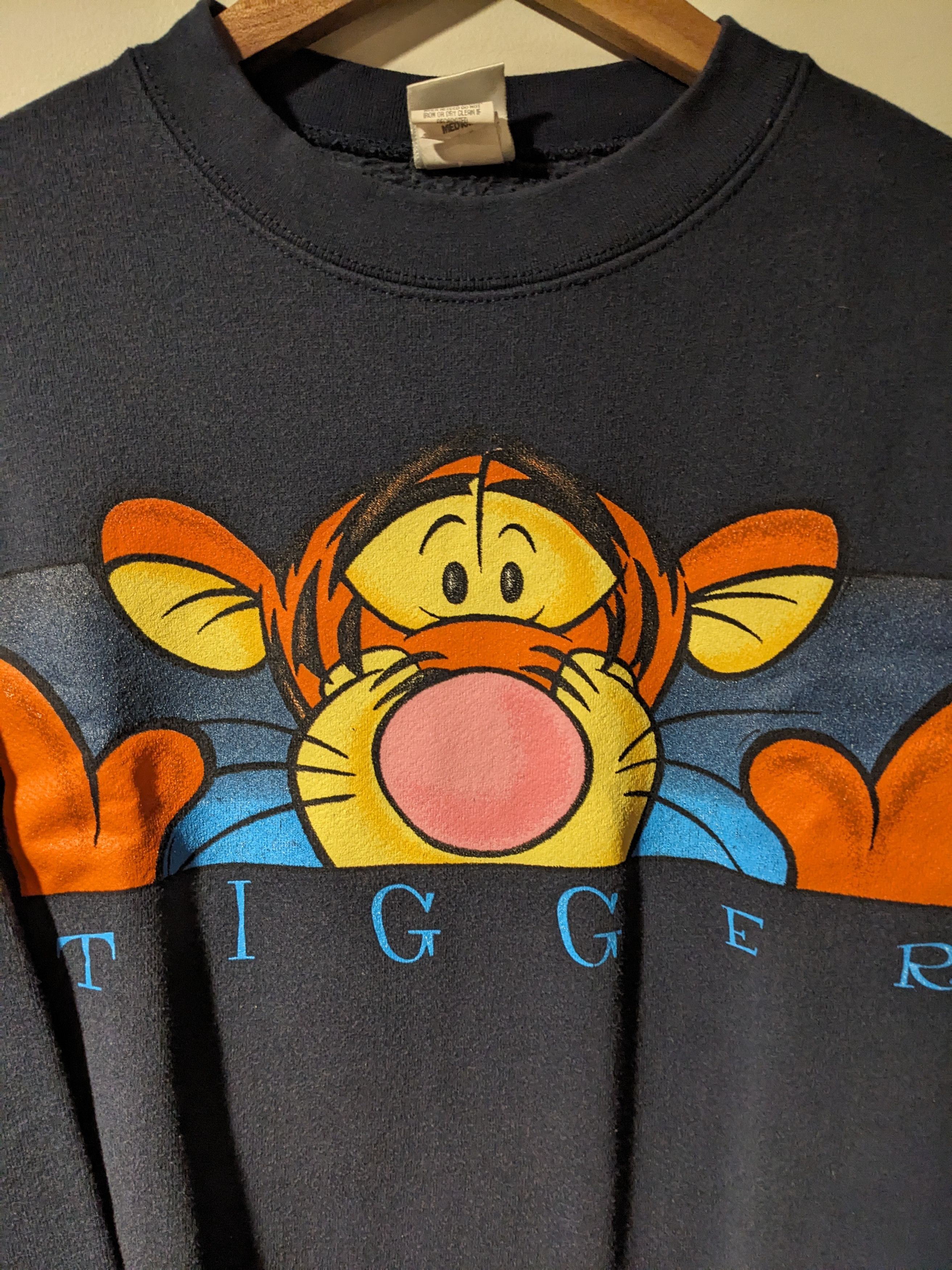 Disney × Vintage Vintage 90s Winnie the Pooh Tigger Disney Sweatshirt Size US M / EU 48-50 / 2 - 2 Thumbnail