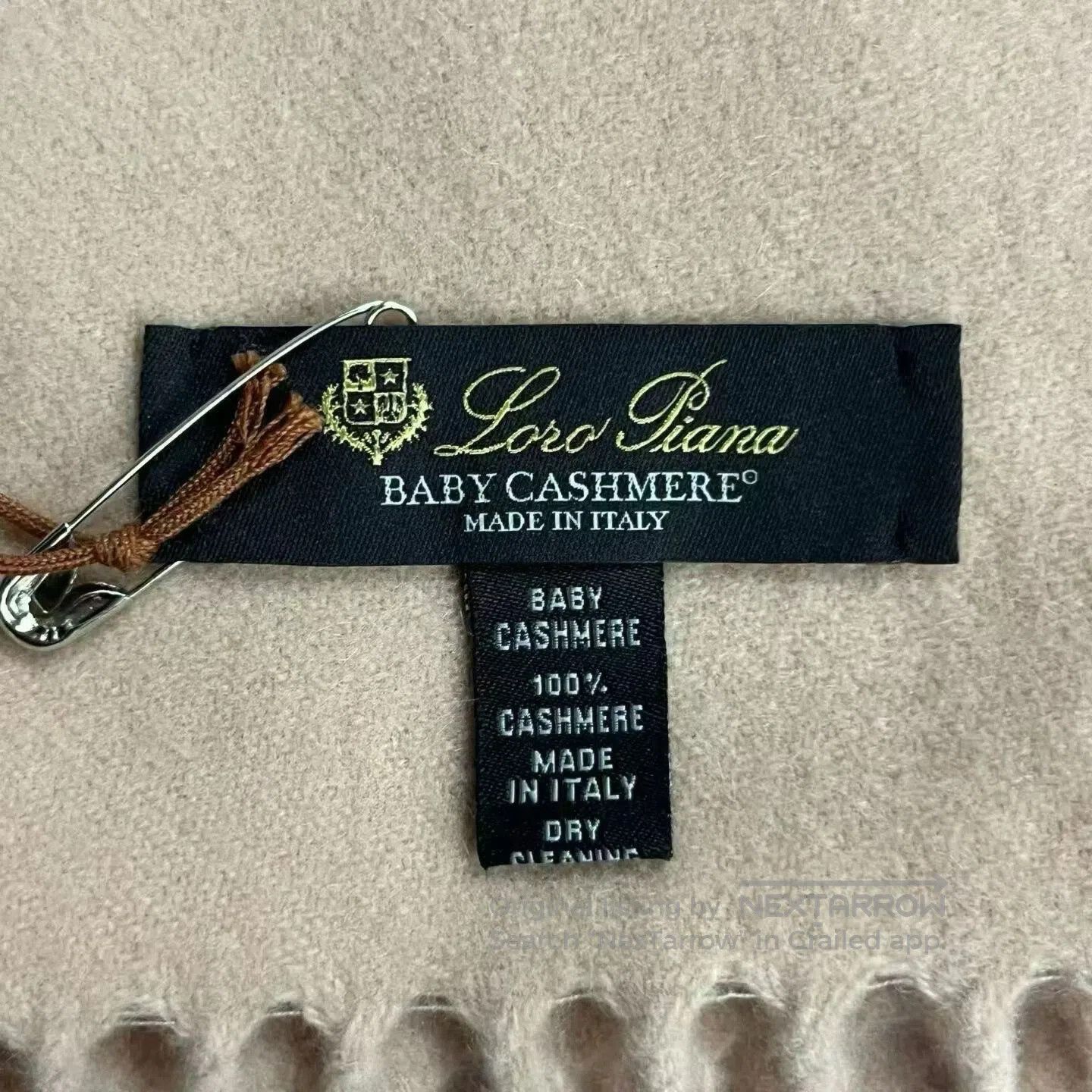 Loro Piana LORO PIANA A comfortable, casual, and warm woolen scarf| Size ONE SIZE - 3 Thumbnail