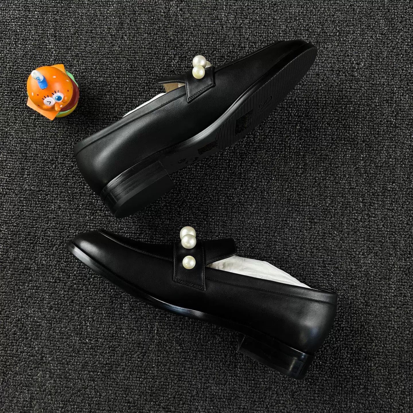 Stuart Weitzman Stuart Weizman Pearl Embellished Black Loafer 36 Size US 5.5 / IT 35.5 - 3 Thumbnail