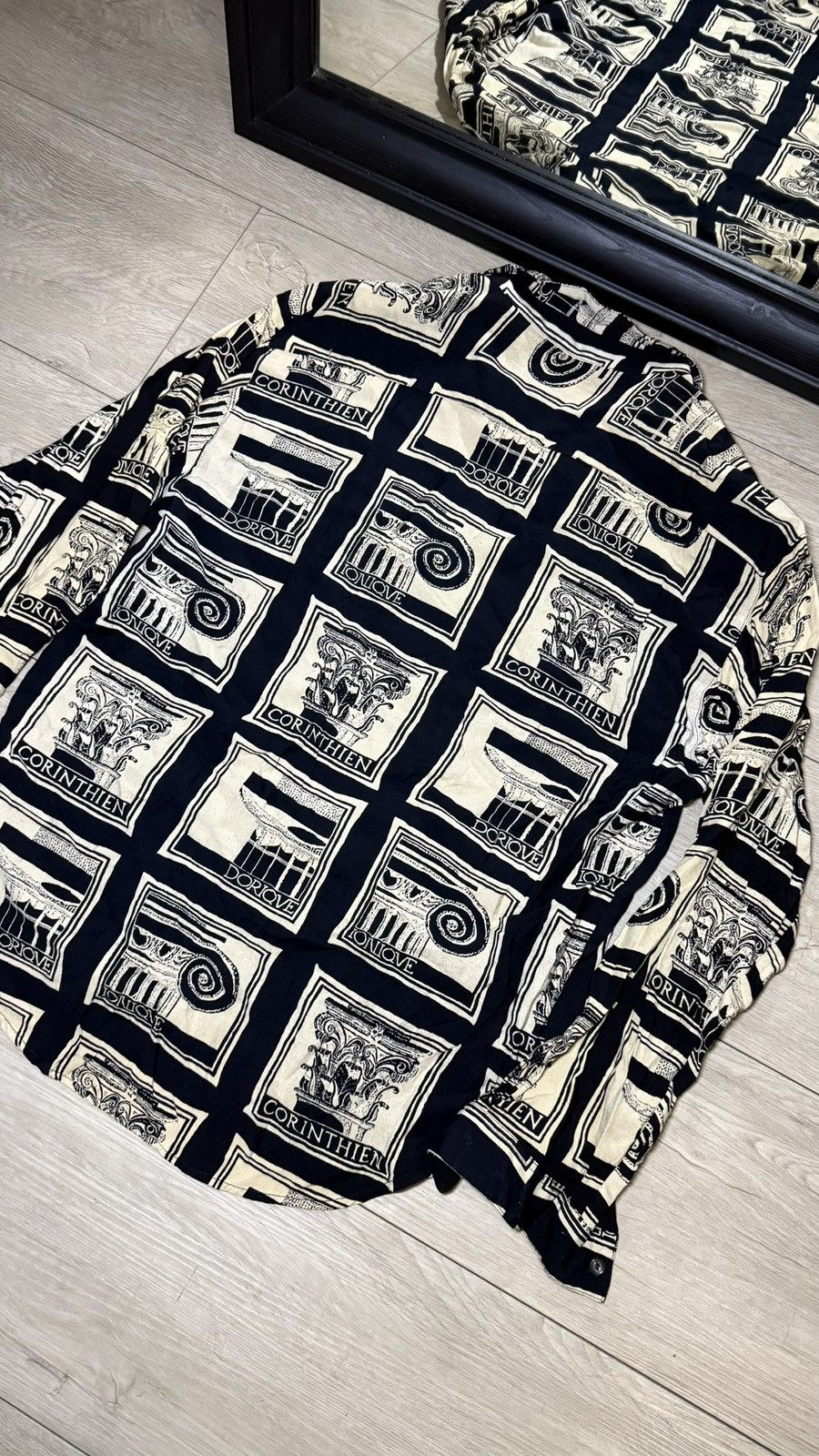 Other Vintage 1990s f.l.a.s.h.b.o.y.s. Greek Architecture Buttonup Size US L / EU 52-54 / 3 - 5 Thumbnail