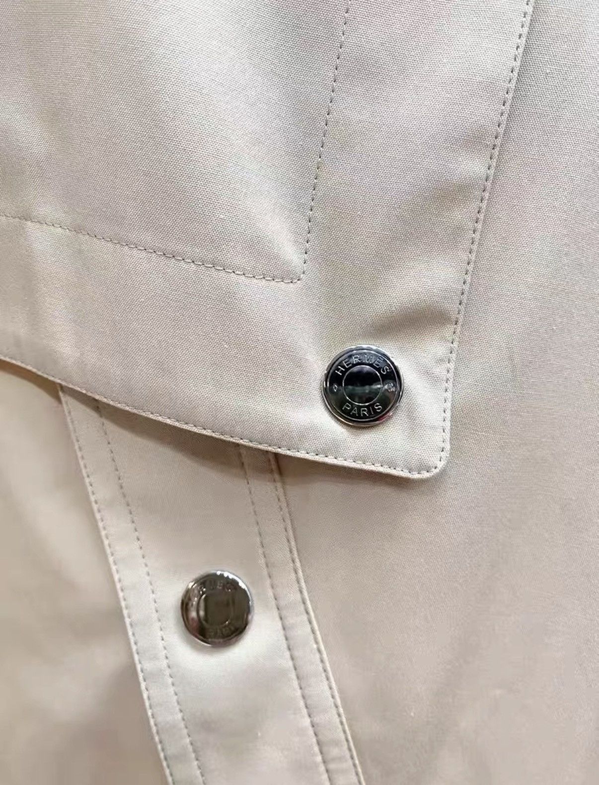 Hermes Hermès Khaki Irregular Long Sleeve Shirt Jacket J33 Size XXS / US 00 / IT 34 - 5 Thumbnail