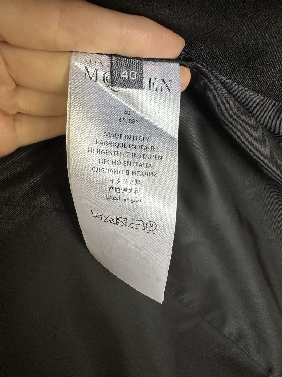 Alexander McQueen Alexander McQueen Virgin Wool Asymmetric Blazer Size S / US 4 / IT 40 - 11 Thumbnail