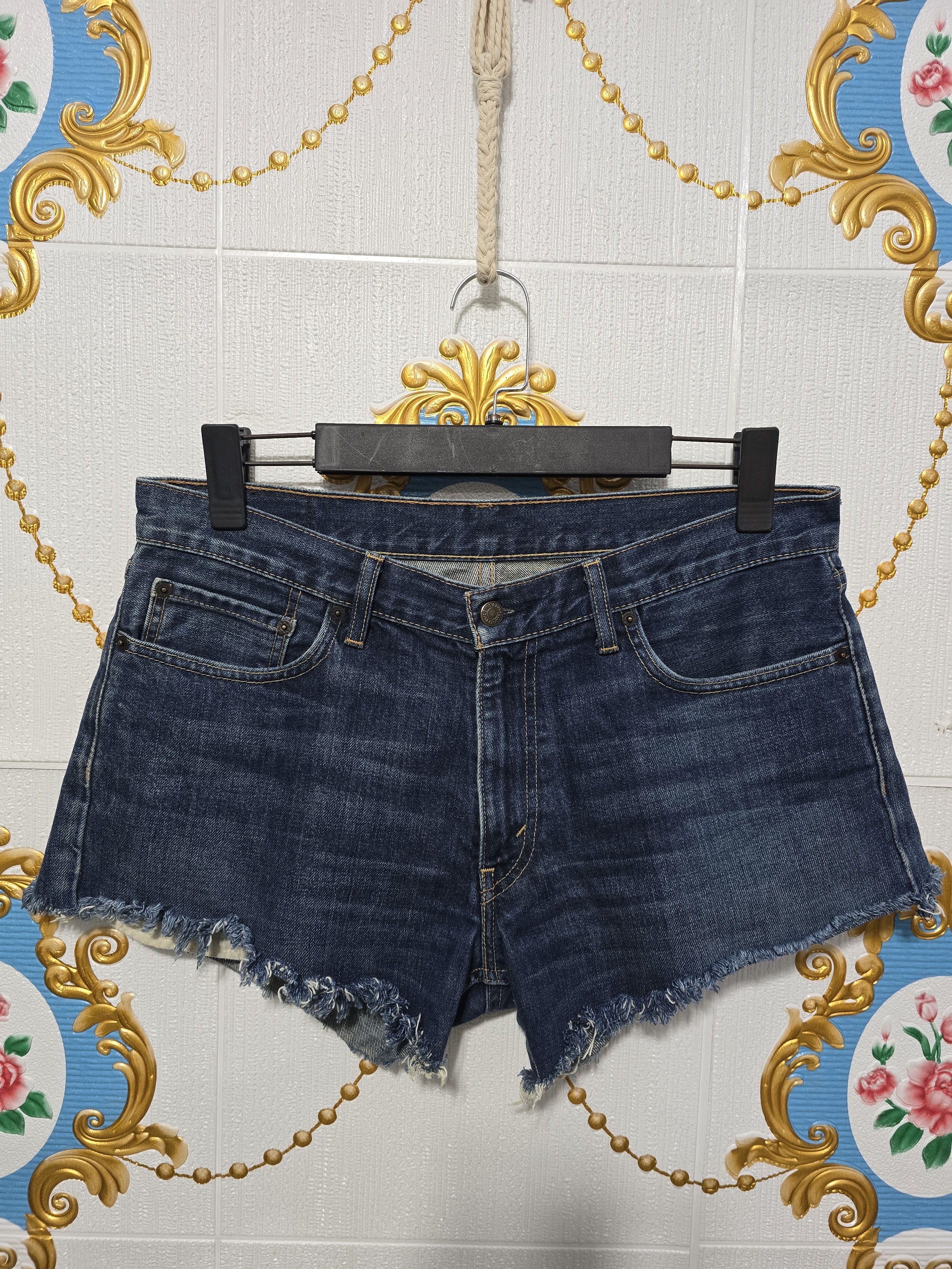 Levi's Vintage Clothing Vintage Levi's 501 Cut Offs.MADE IN USA Size 34" / US 12 / IT 48 - 1 Thumbnail