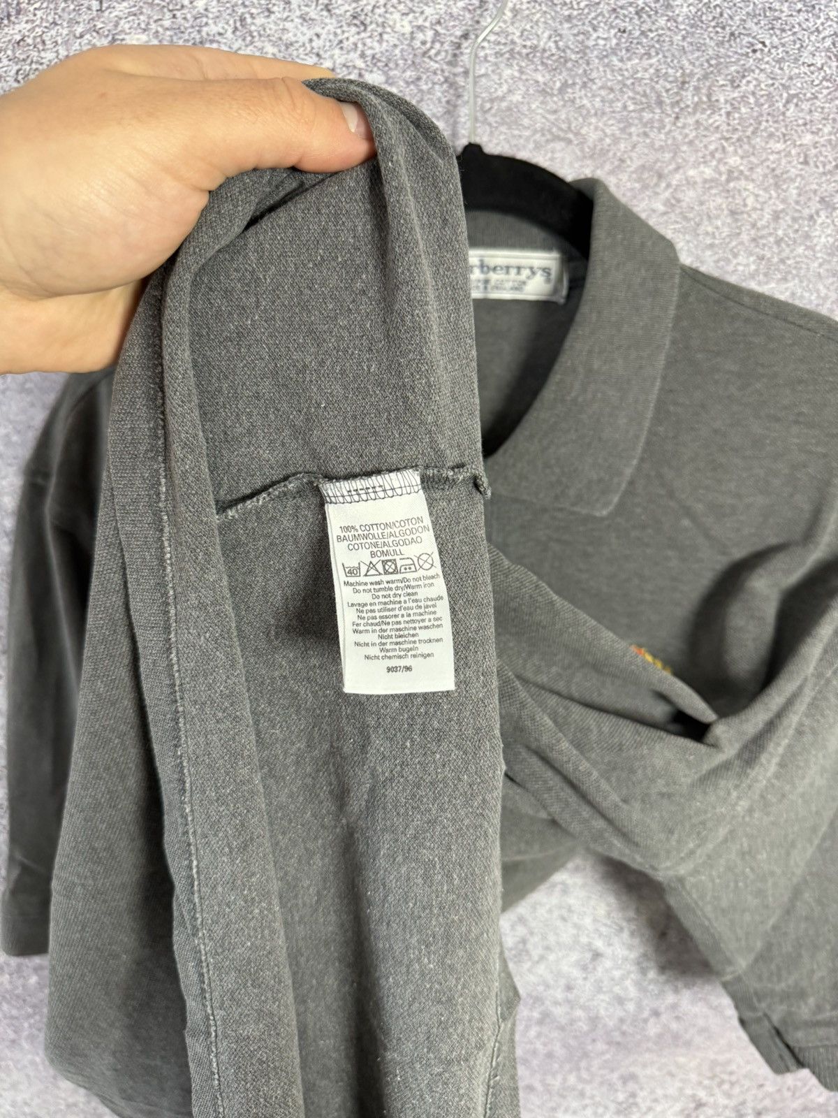 Burberry × Vintage Vintage Burberry Gray polos oldmoney M size Size US M / EU 48-50 / 2 - 11 Thumbnail