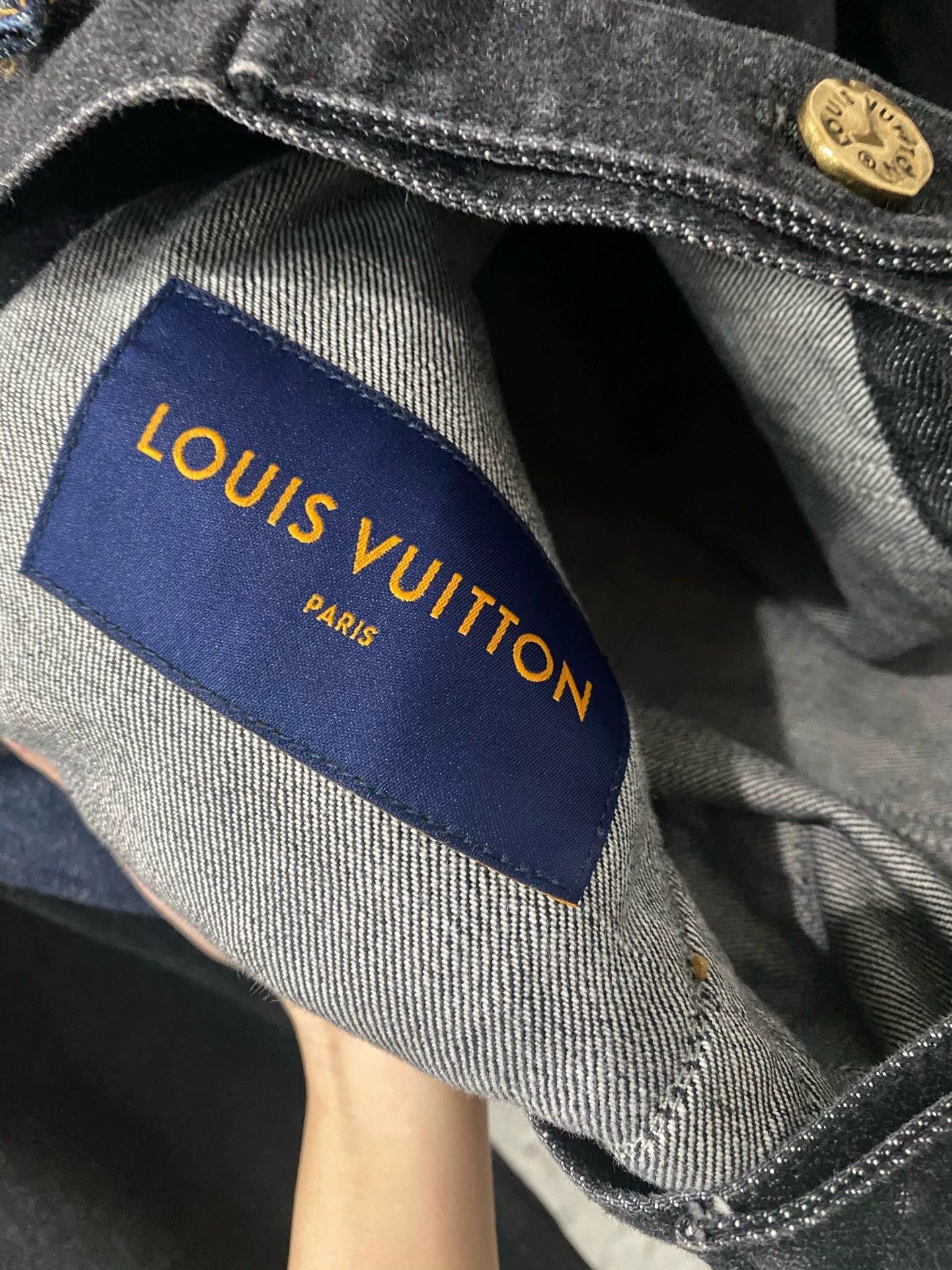 Louis Vuitton Louis Vuitton LV ribbon denim jacket Size M / US 6-8 / IT 42-44 - 5 Thumbnail