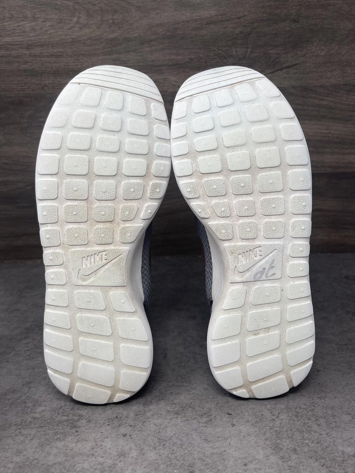 Nike Nike Roshe One Running Shoes Womens Size 6 Grey NikeID Size US 6 / IT 36 - 8 Thumbnail