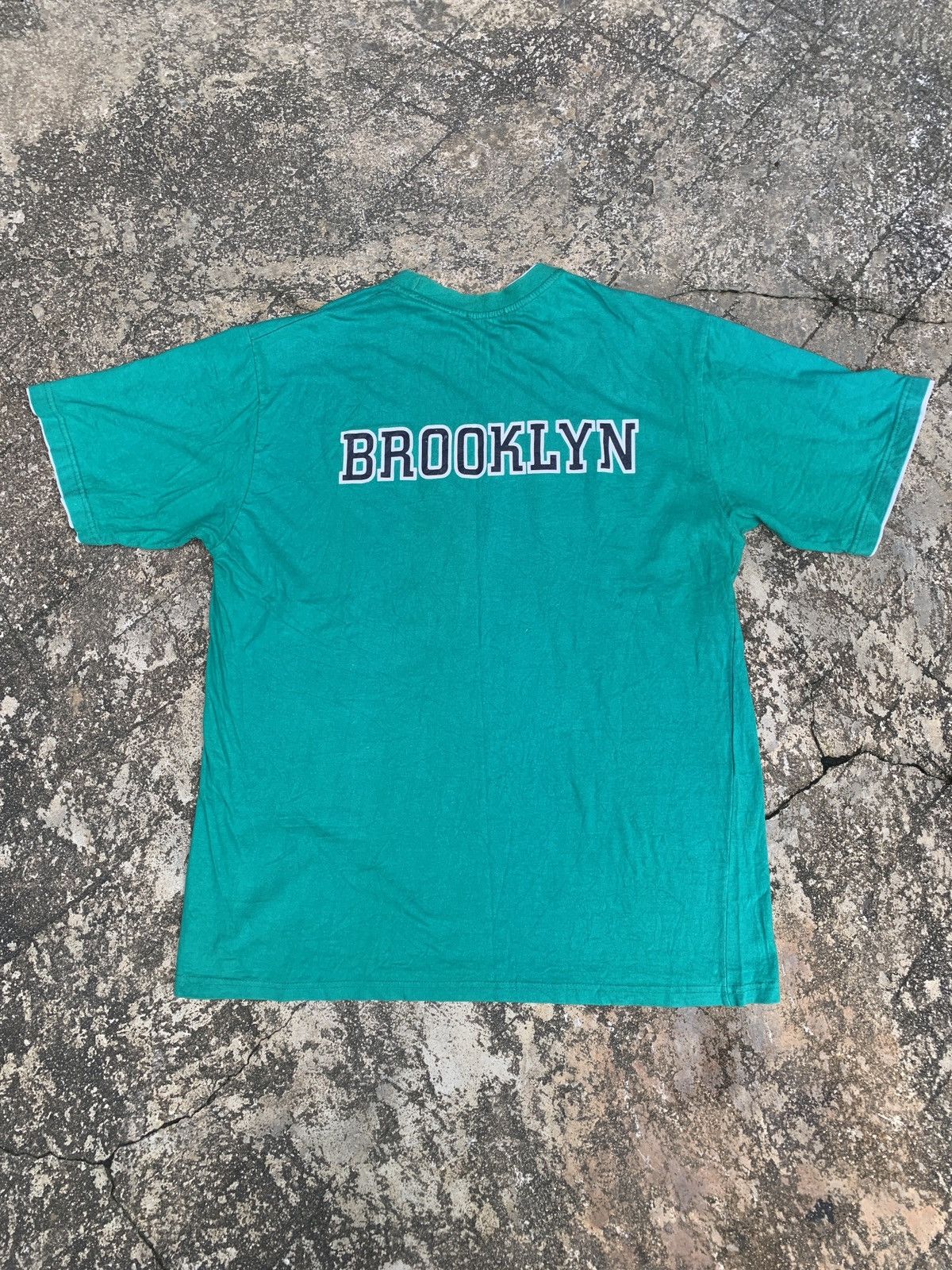 Triple 5 Soul × Vintage y2k Triple 5 Soul USA Streetwear Green Big Logo Graphic Tee Size US L / EU 52-54 / 3 - 2 Thumbnail