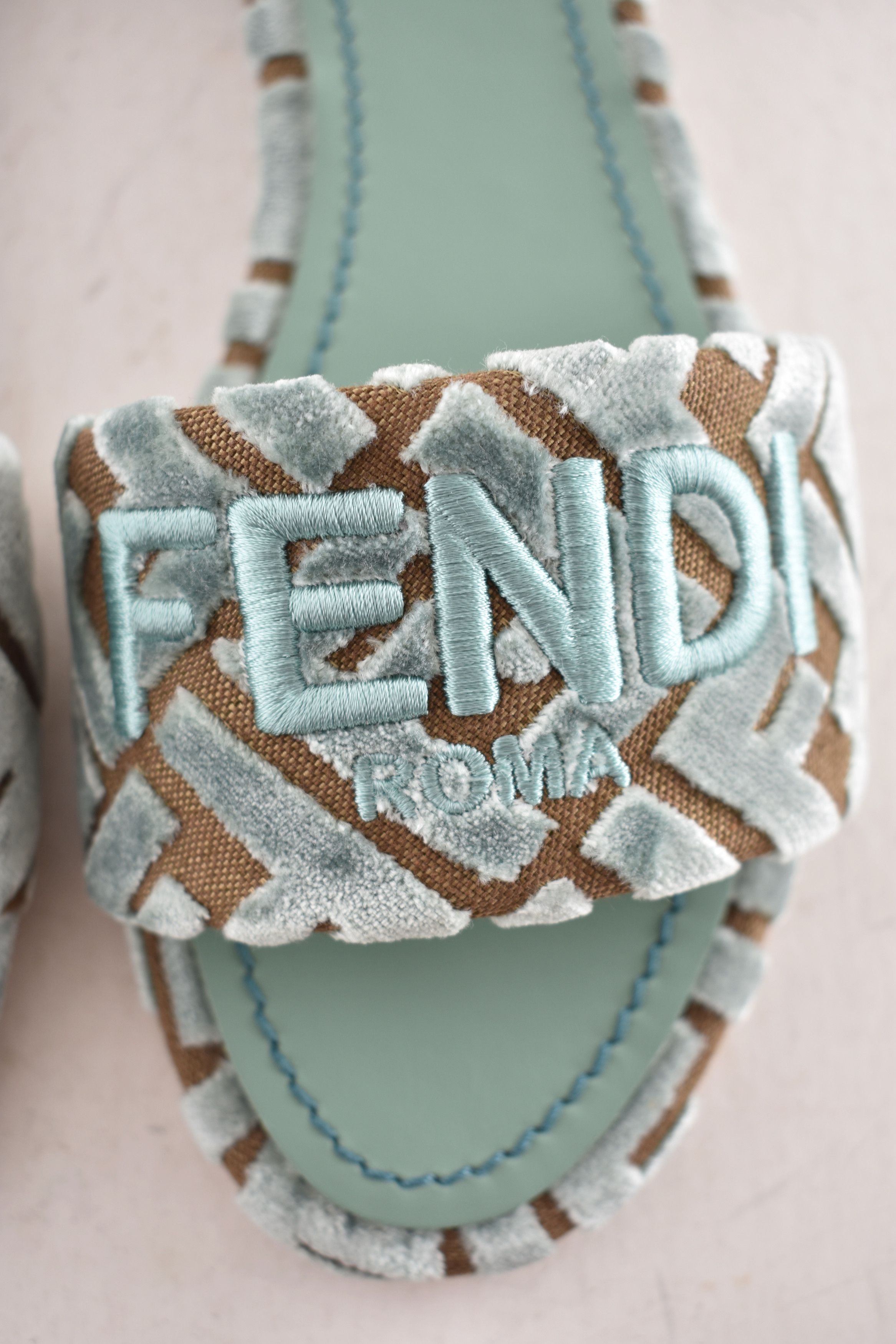 Fendi Fendi Sunshine Velvet FF Logo Slide Flat Flip Flop Sandal 37 Size US 7 / IT 37 - 8 Thumbnail