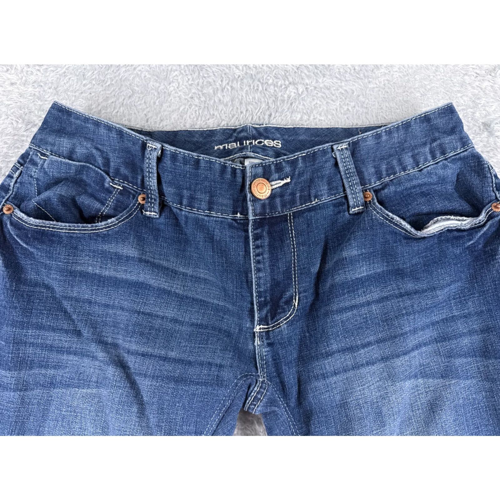 Vintage Maurices Jeans Women 9 Blue Denim Flared Low Rise 31x32 Cotton 5-Pocket Zipper Embellished Distressed Denim Jeans Women's Vintage No Size 30" / US 8 / IT 44 - 4 Thumbnail