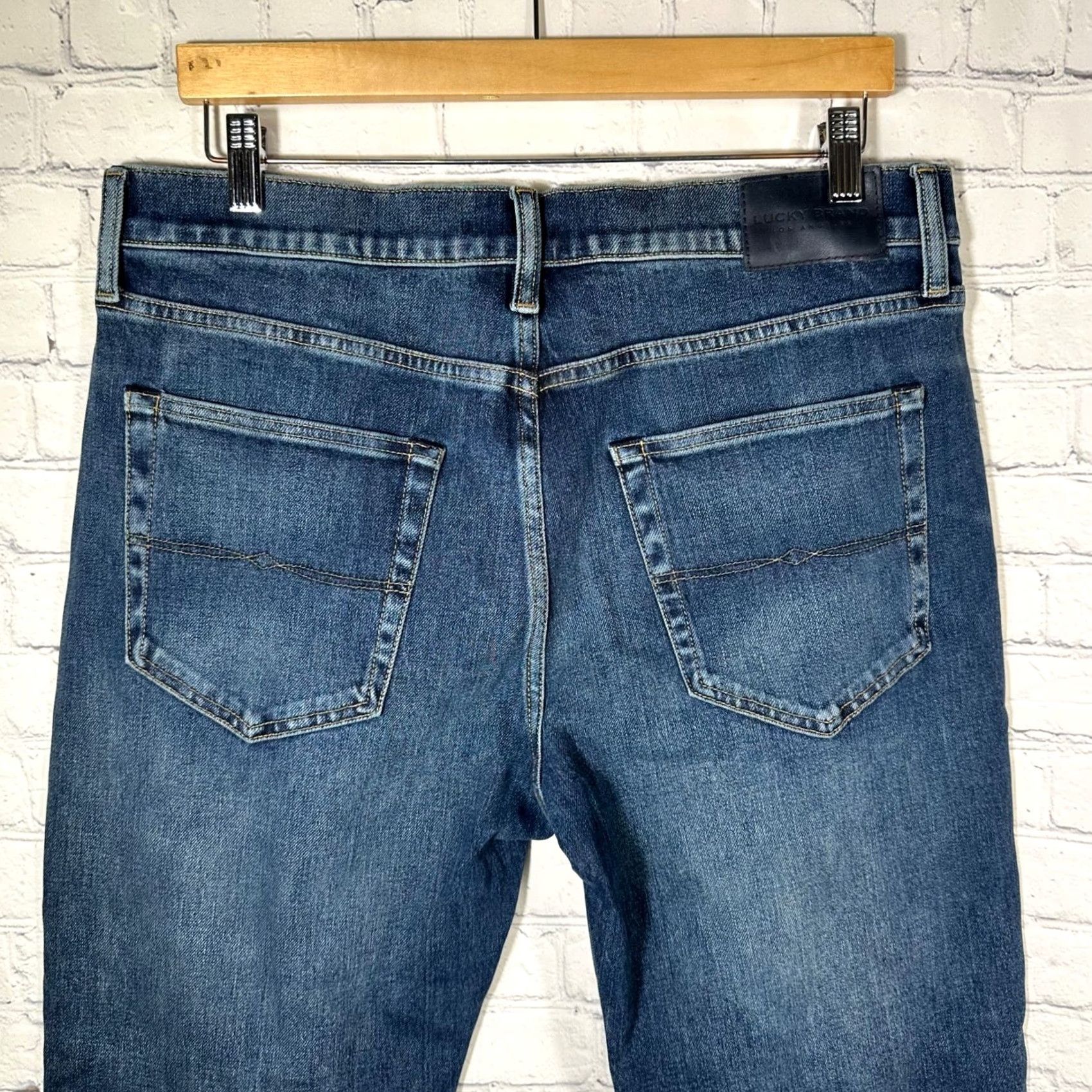 Lucky Brand Lucky Brand 223 Crop Taper Jeans Mens 35x26 Medium Wash Blue Denim Pants Size US 35 - 6 Thumbnail
