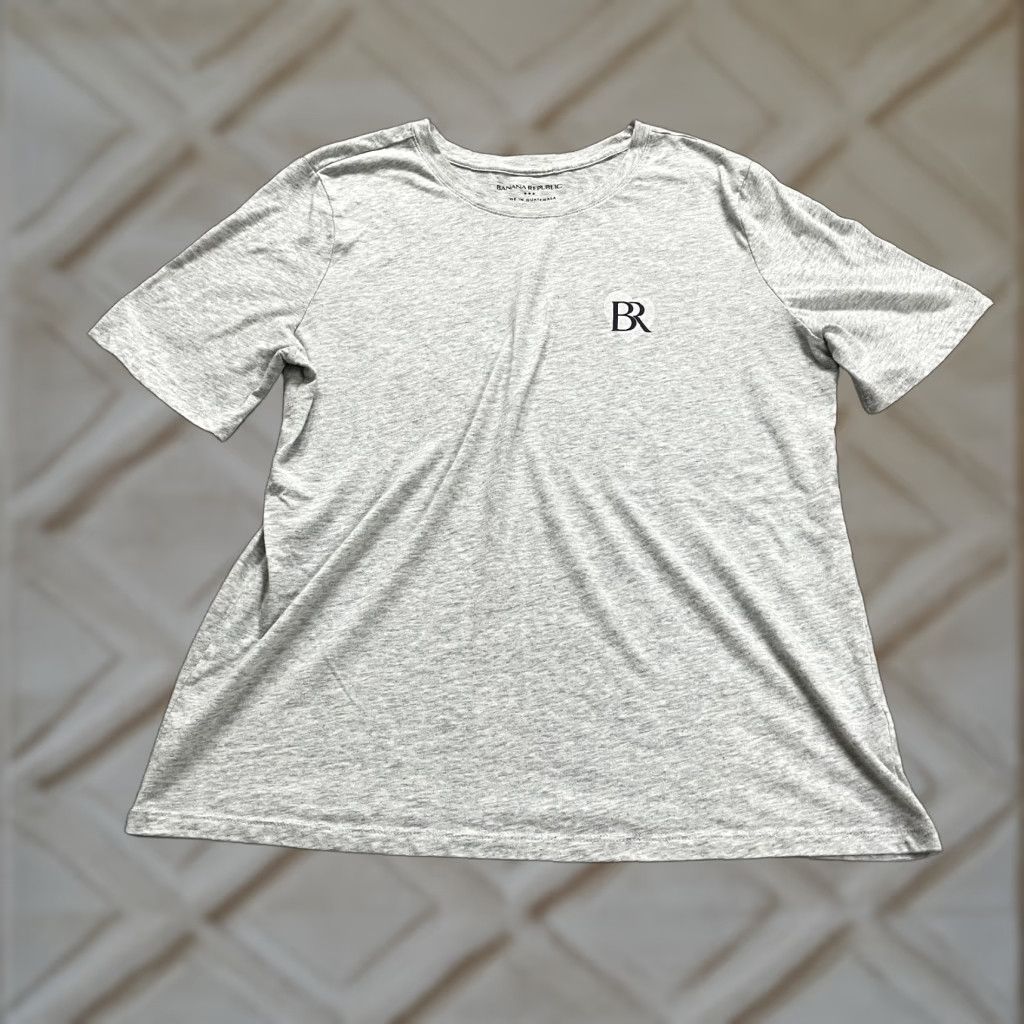 Banana Republic VINTAGE? No — Banana Republic T-Shirt Womens Large Gray Crew Neck Short Sleeve Cotton Tee Top Size L / US 10 / IT 46 - 1 Thumbnail