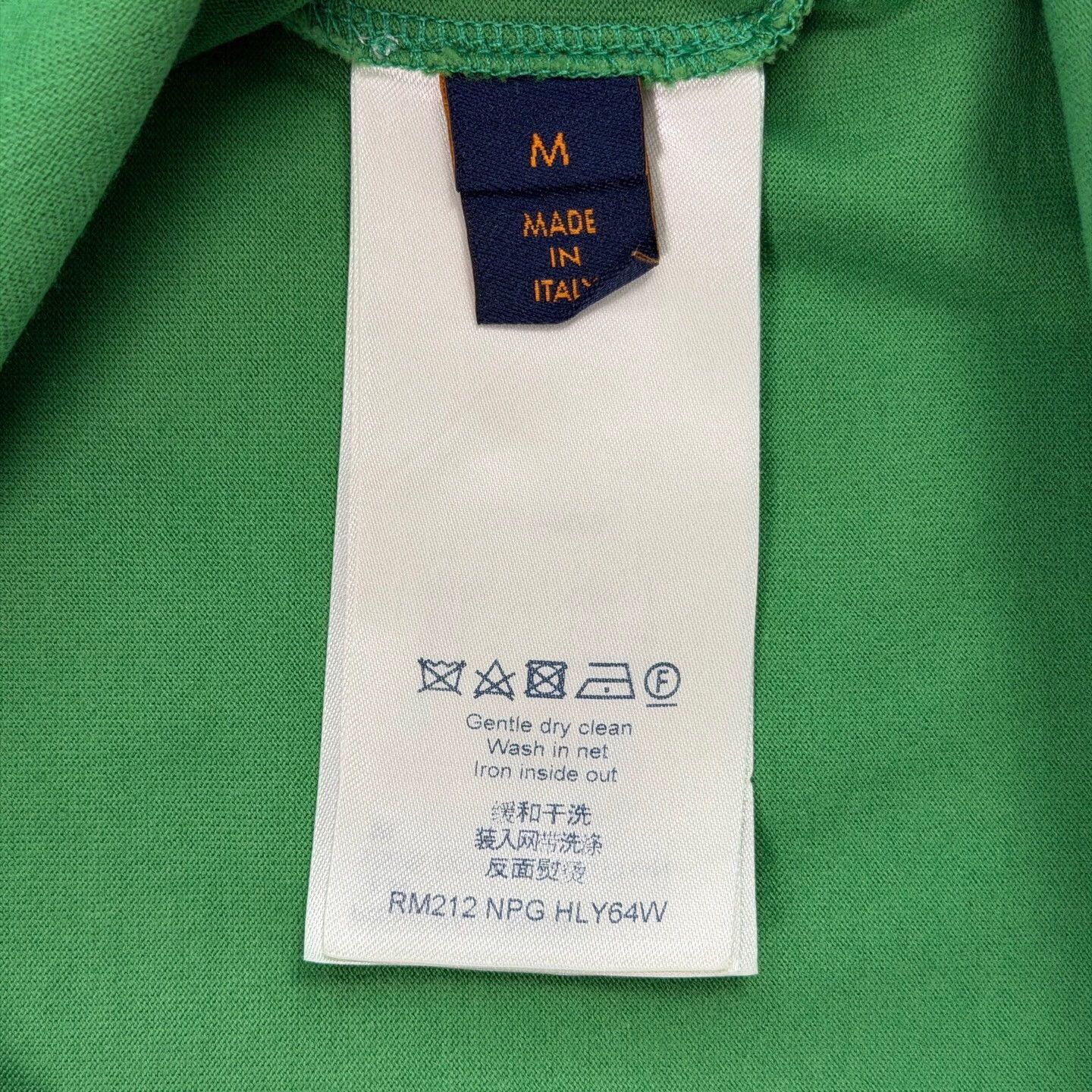 Louis Vuitton LV Embossed Logo Green Short Sleeve M Near New Size US M / EU 48-50 / 2 - 4 Thumbnail
